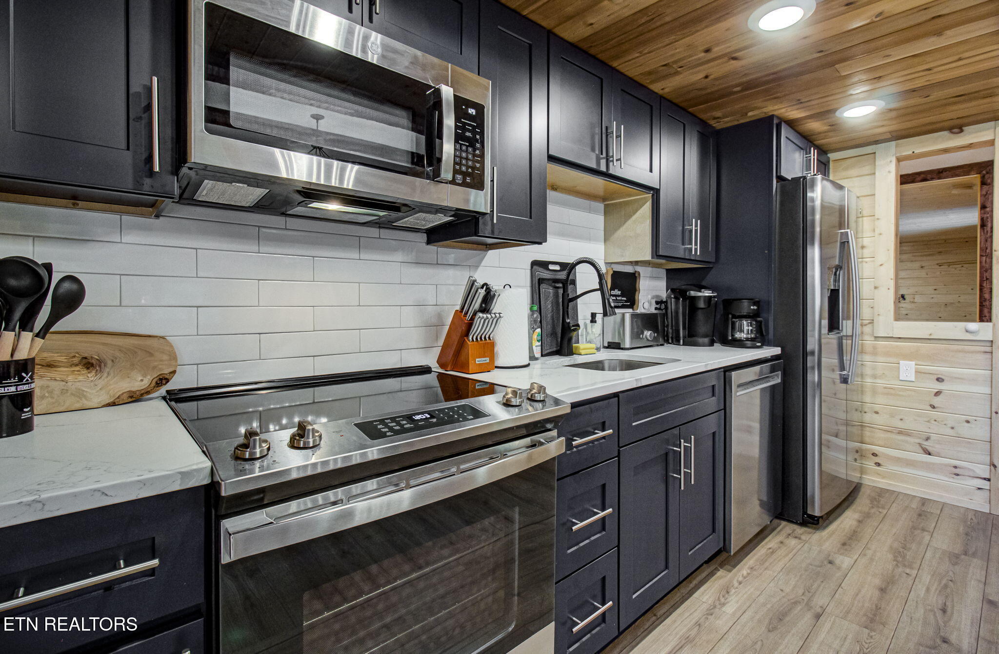 1125 Tanrac Trail Gatlinburg TN 37738