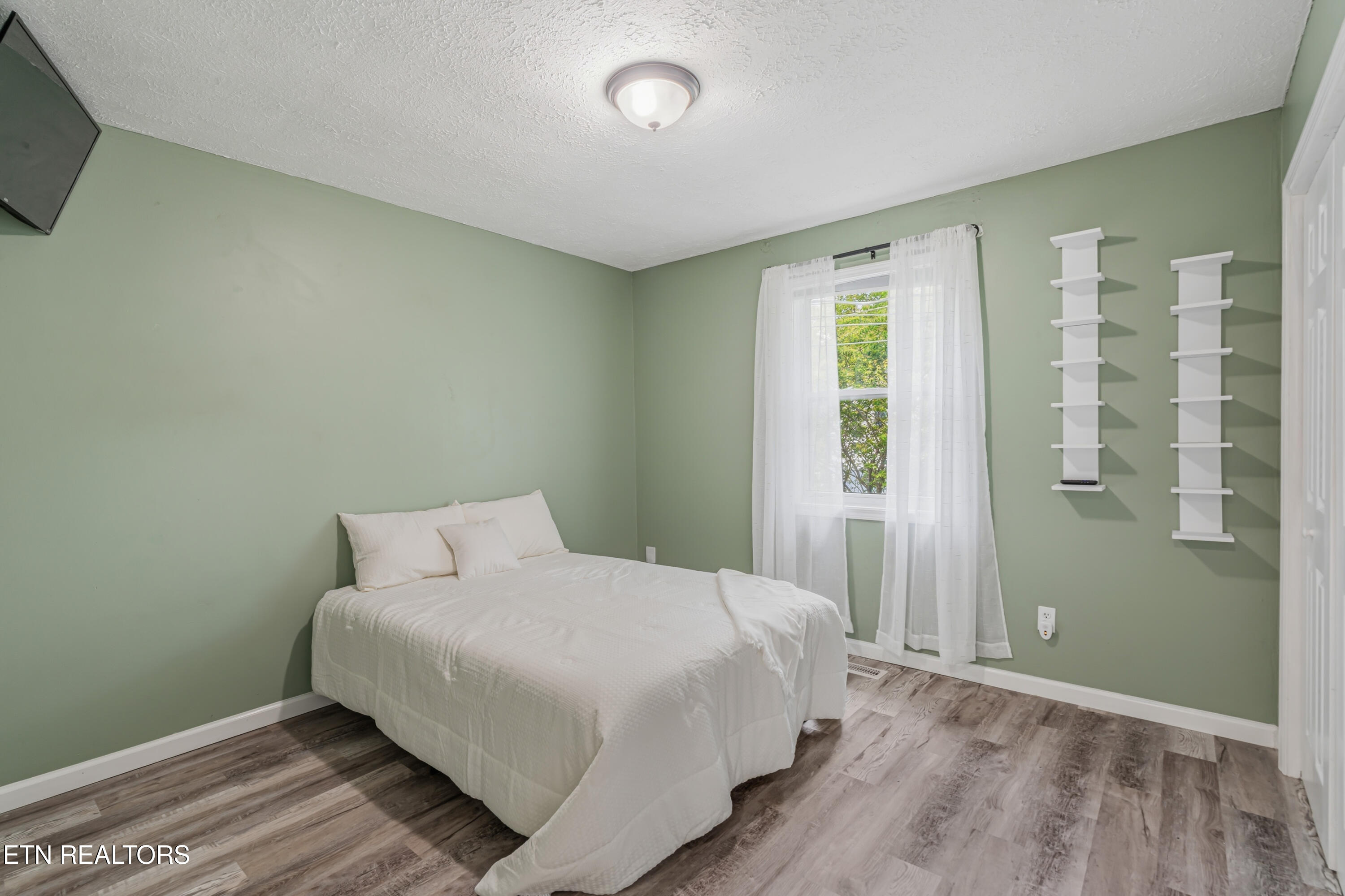 1802 Charles Drive Knoxville TN 37918