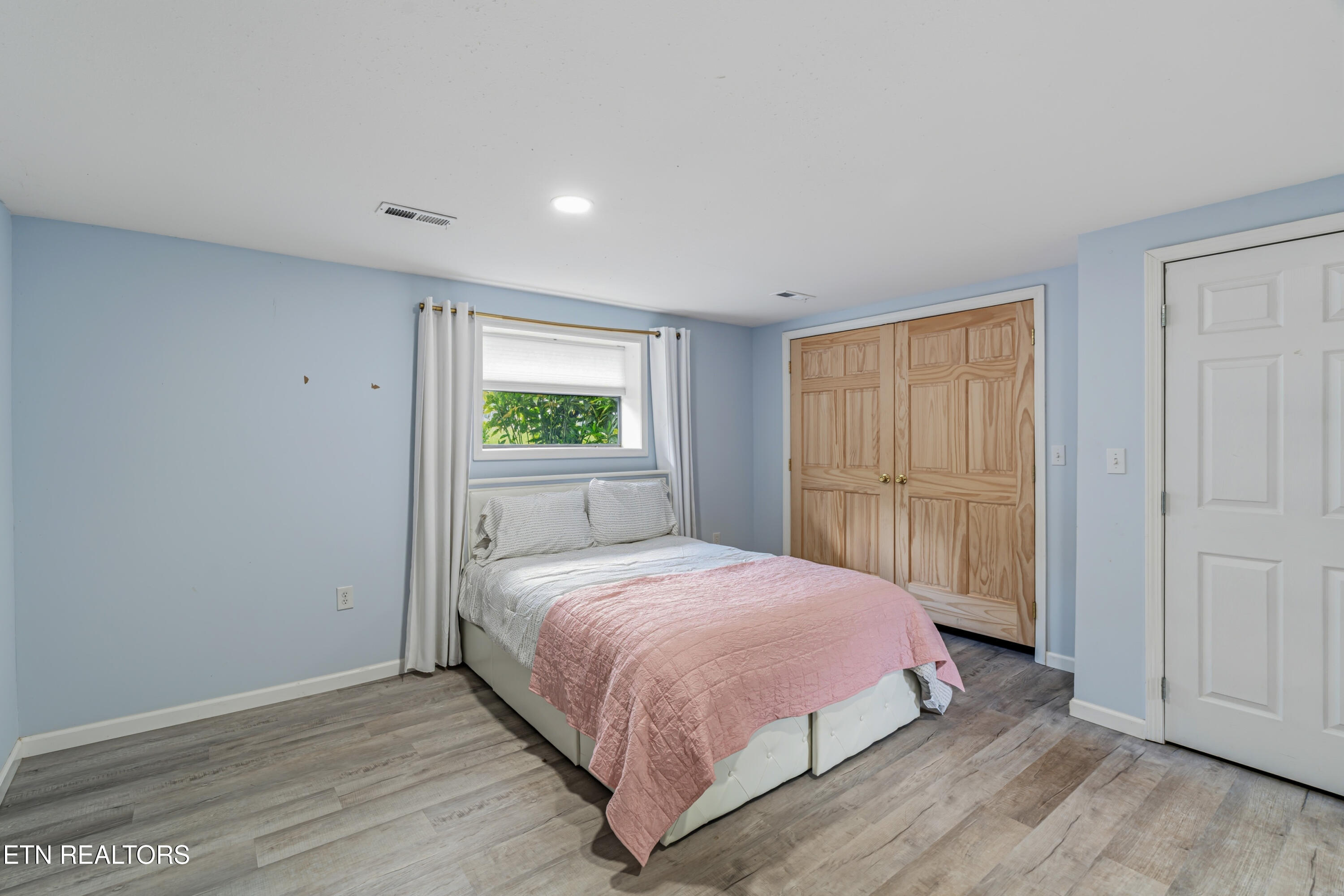 1802 Charles Drive Knoxville TN 37918