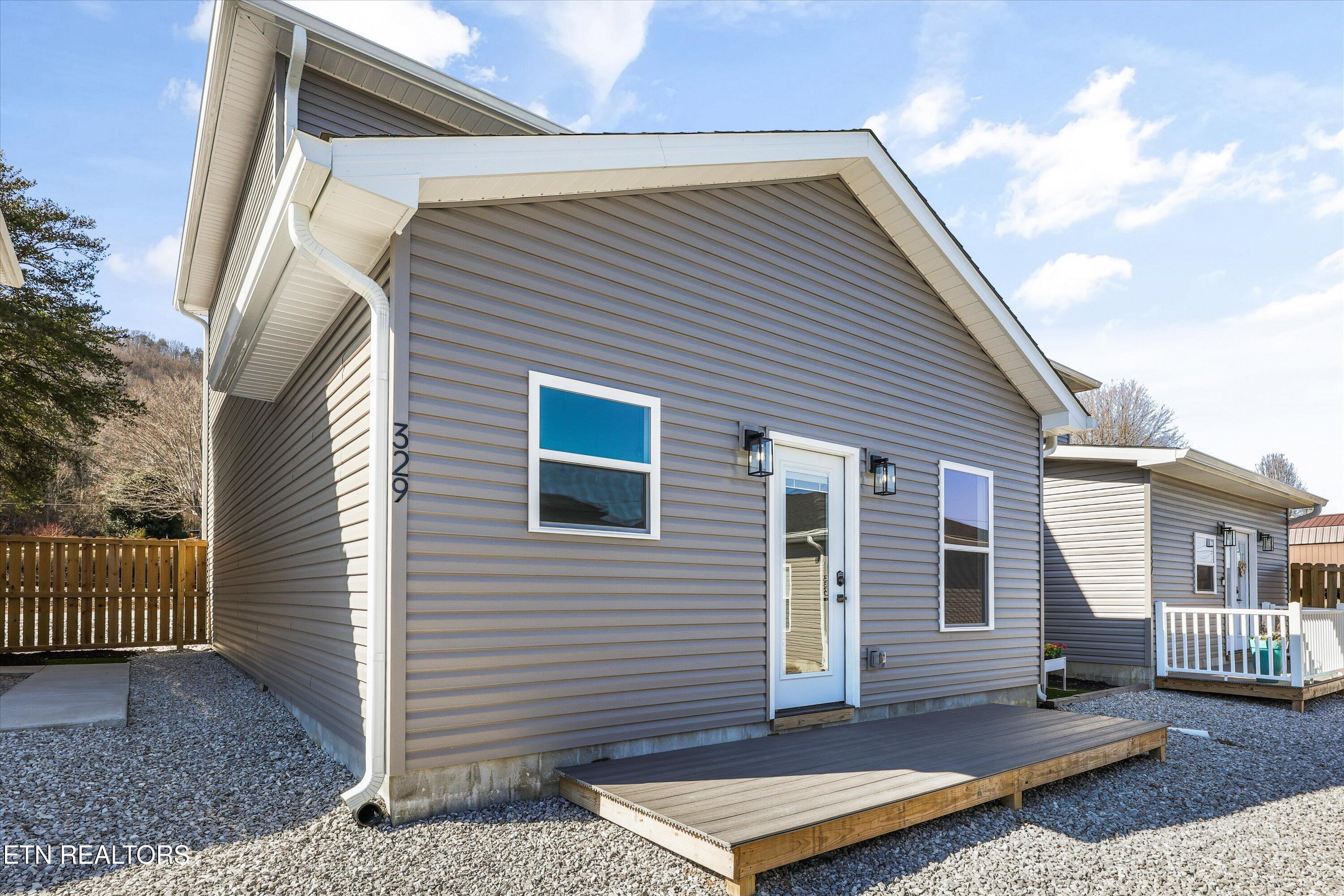 329 7th Street Rocky Top TN 37769