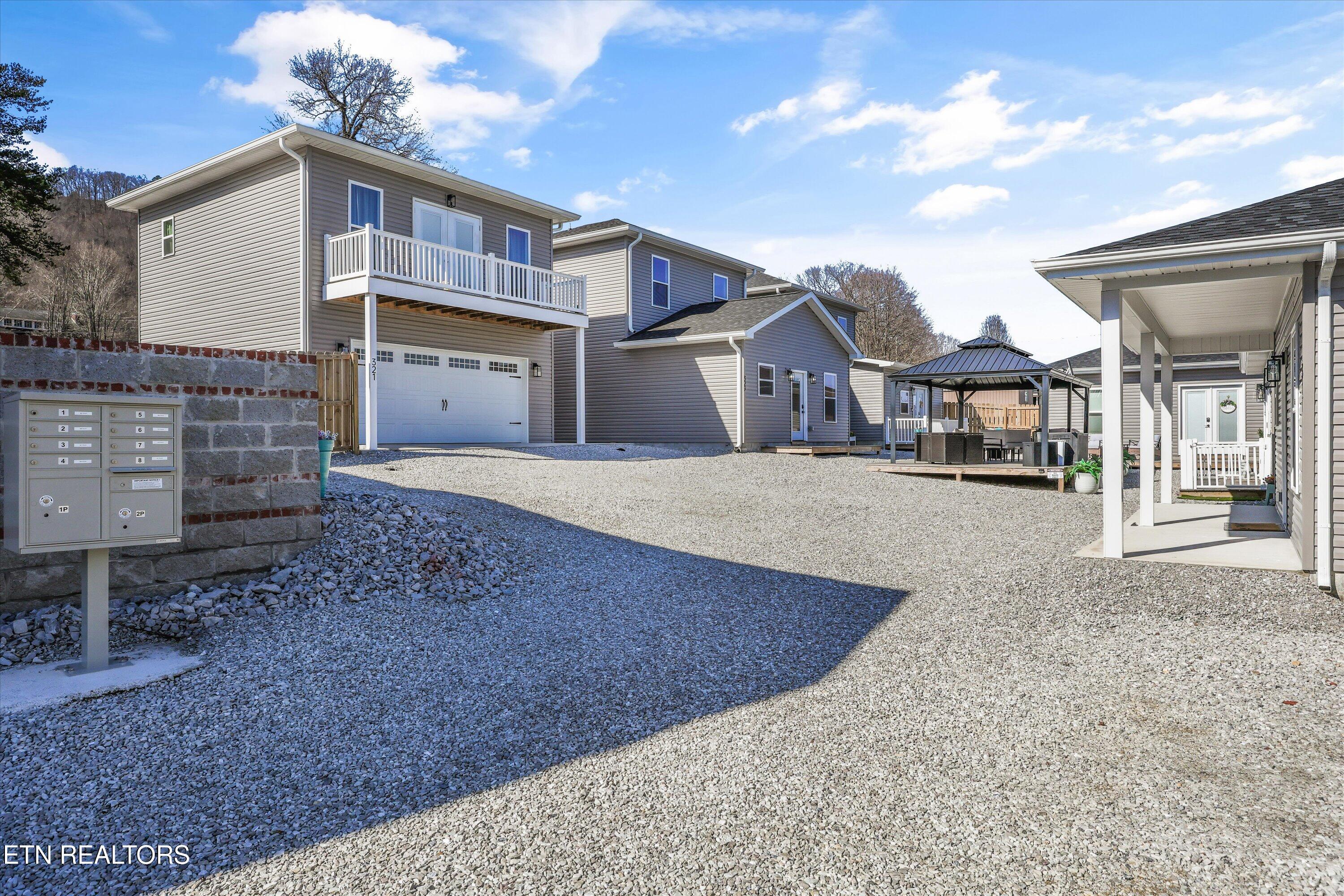 329 7th Street Rocky Top TN 37769