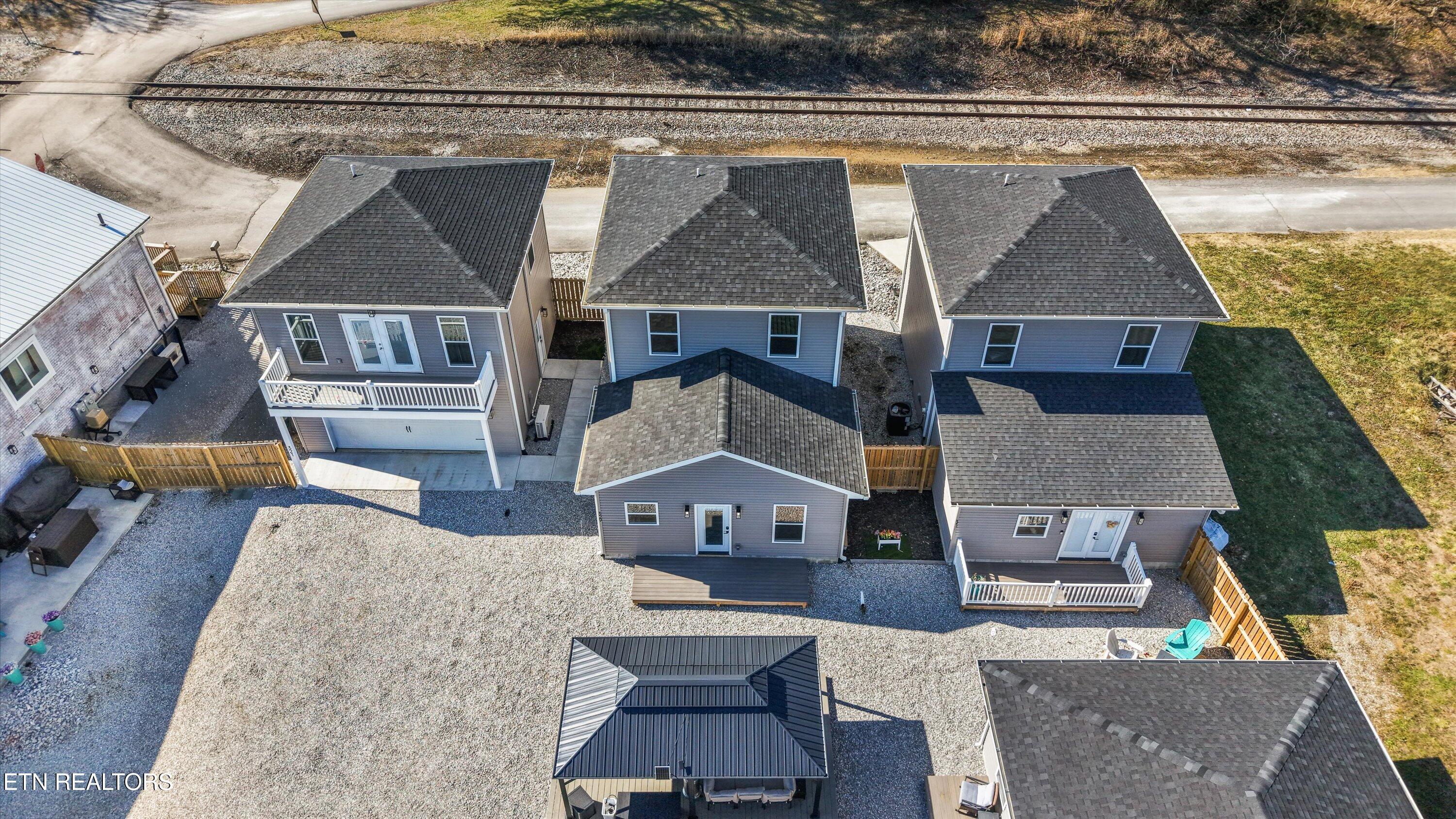 329 7th Street Rocky Top TN 37769