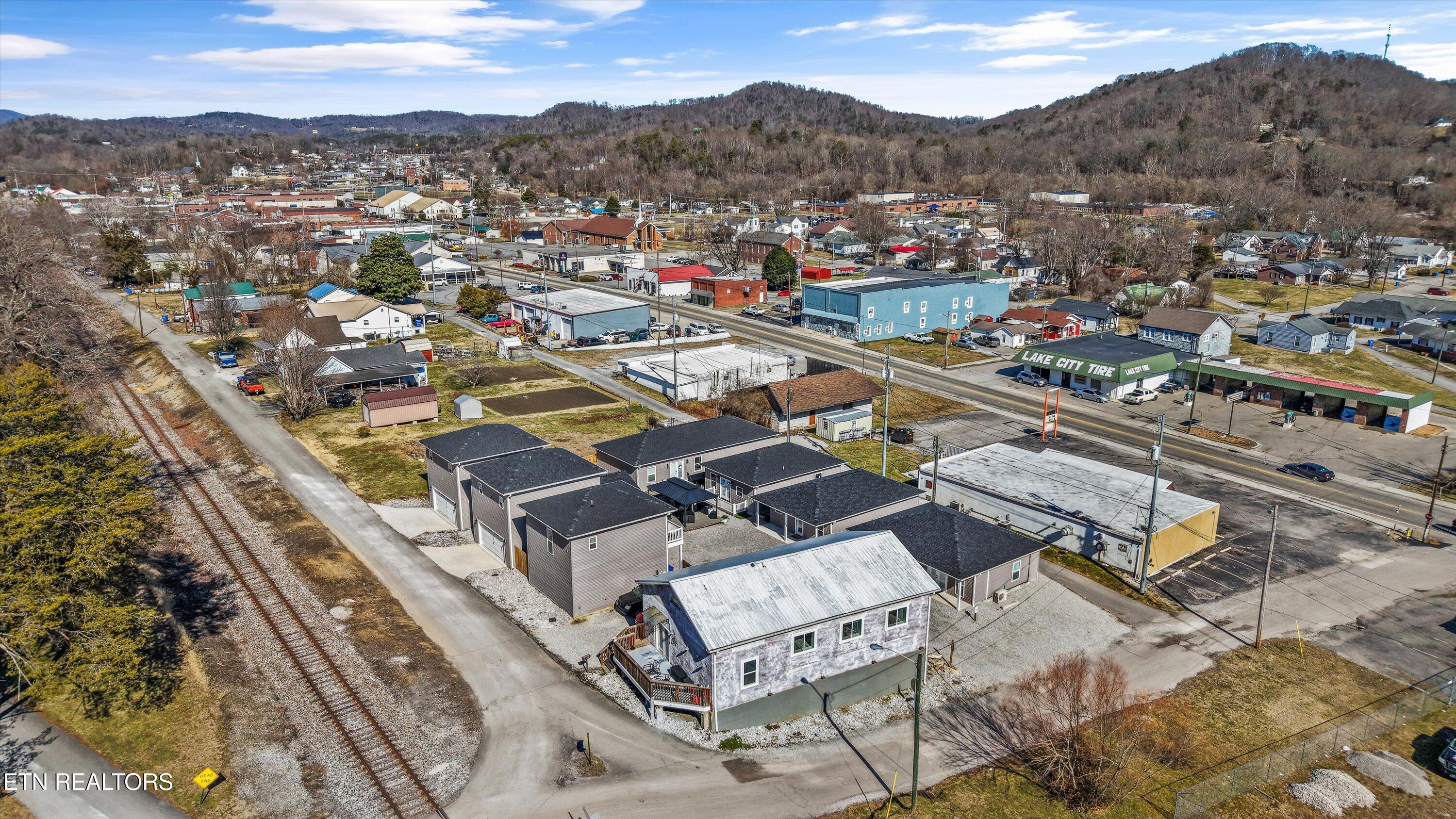 329 7th Street Rocky Top TN 37769