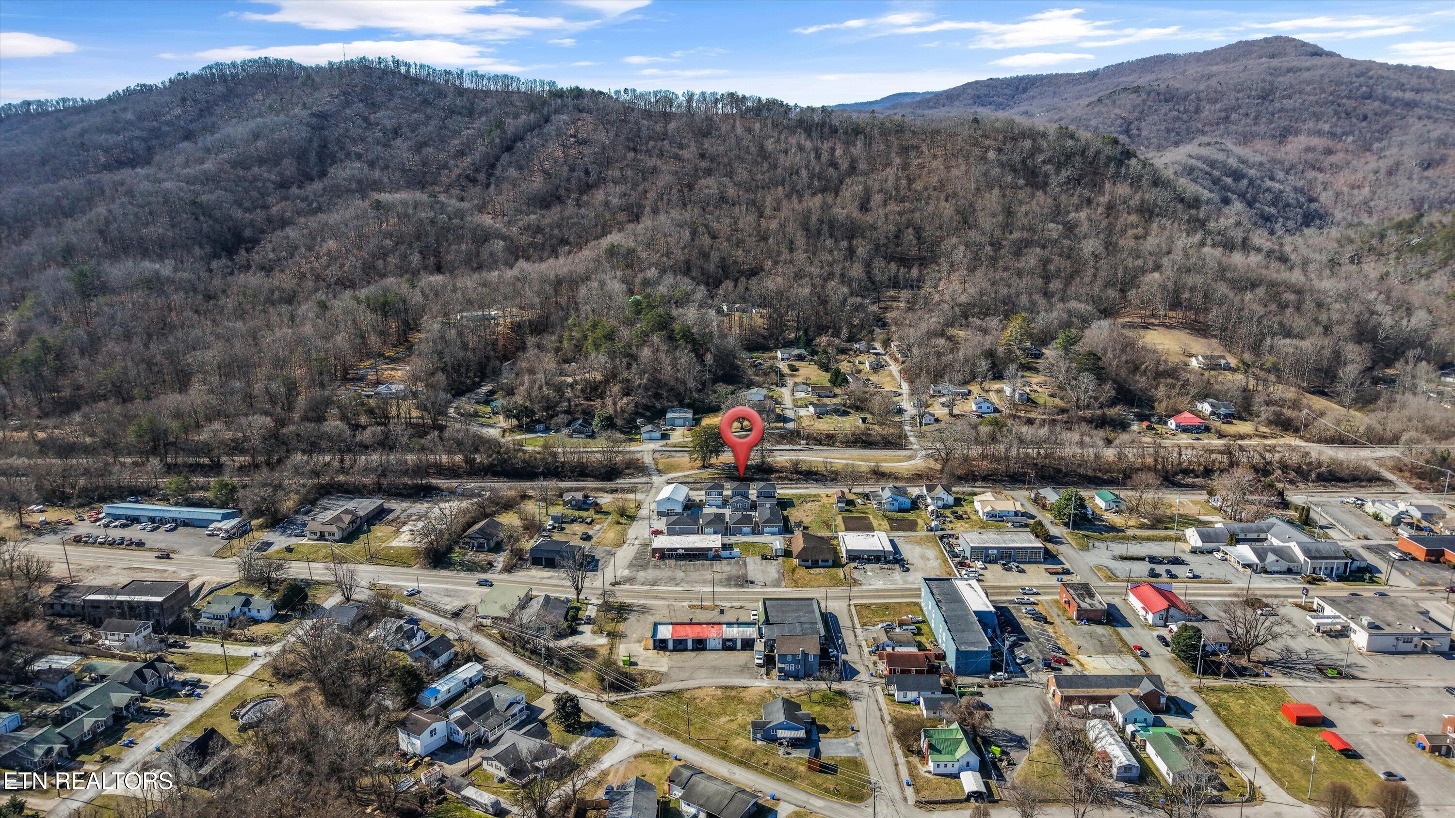 329 7th Street Rocky Top TN 37769