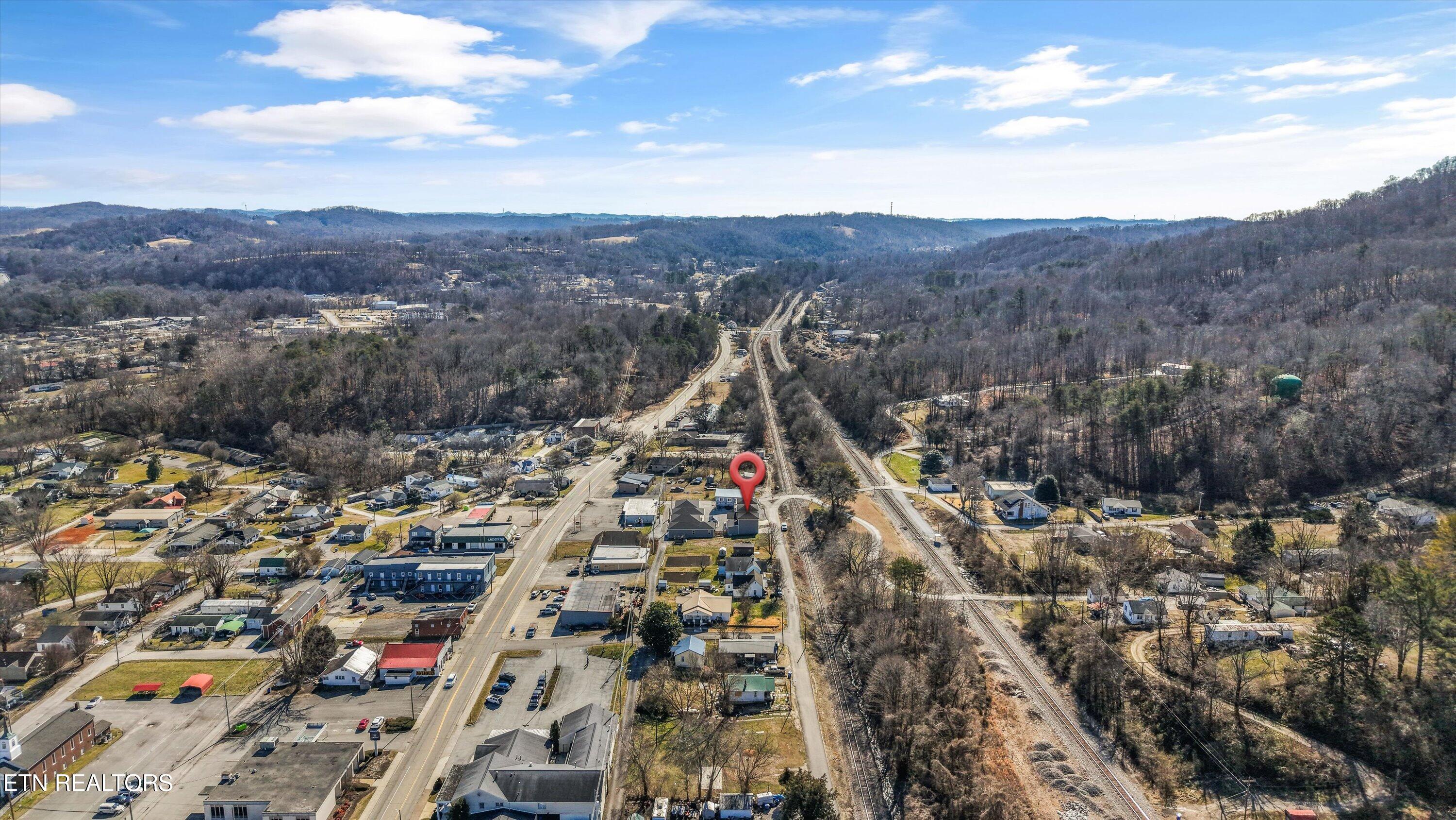 329 7th Street Rocky Top TN 37769