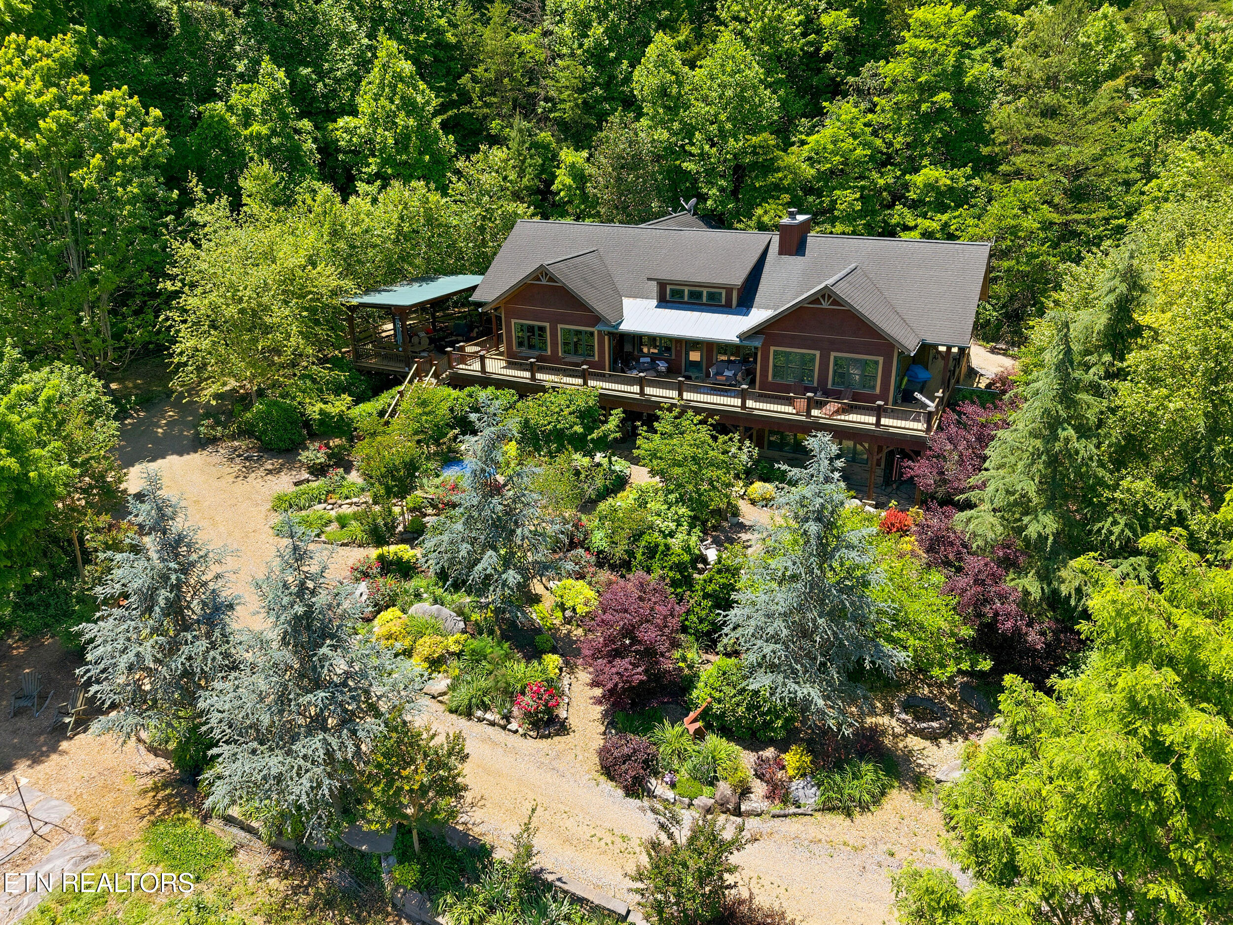 1309 Licklog Hollow Road Sevierville TN 37876