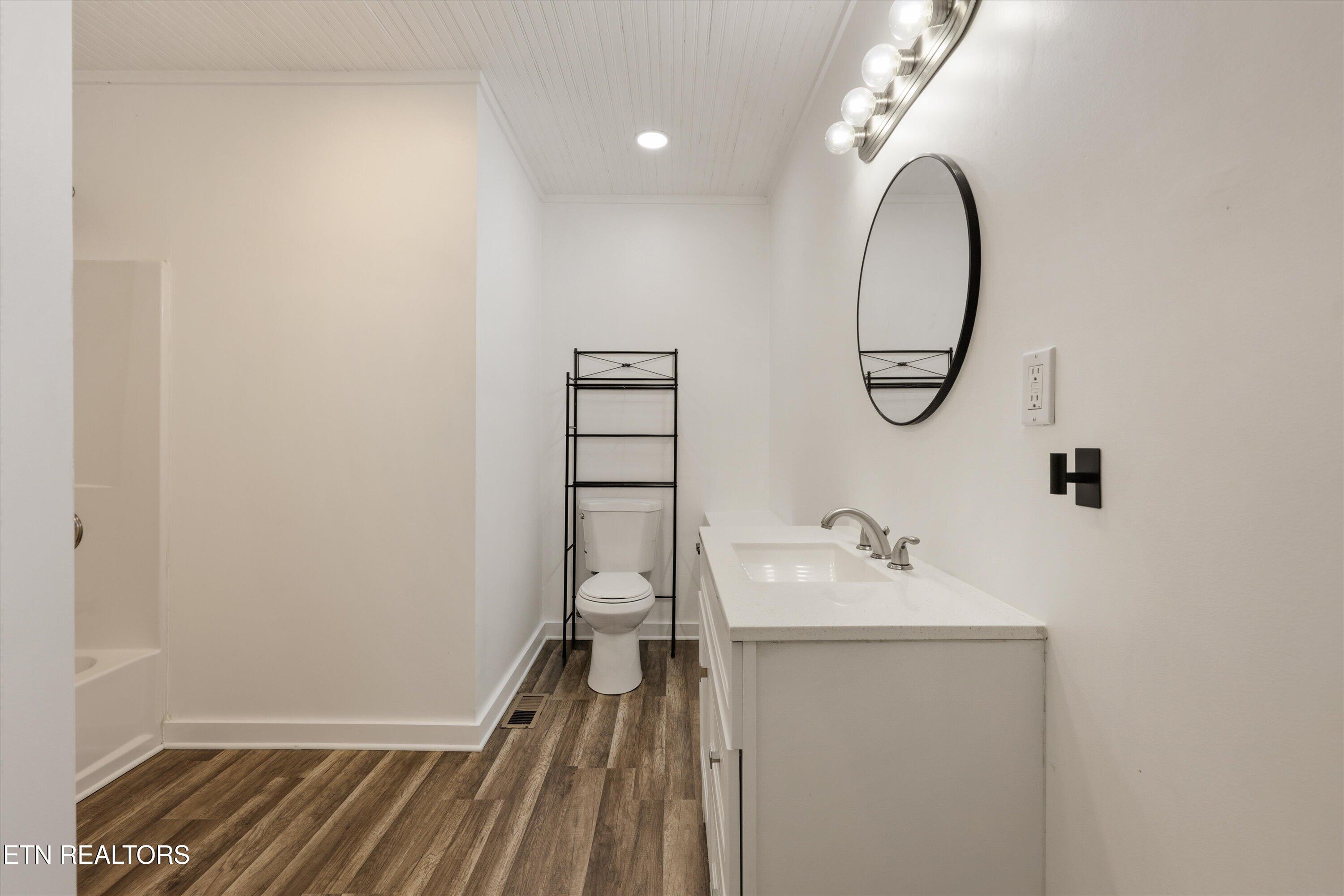 280 W Newcomen Street Alcoa TN 37701