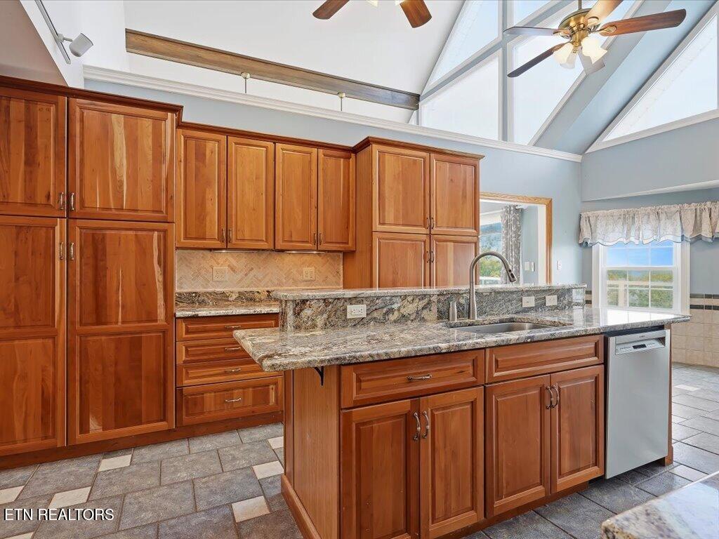 311 Alberts Cove Rutledge TN 37861