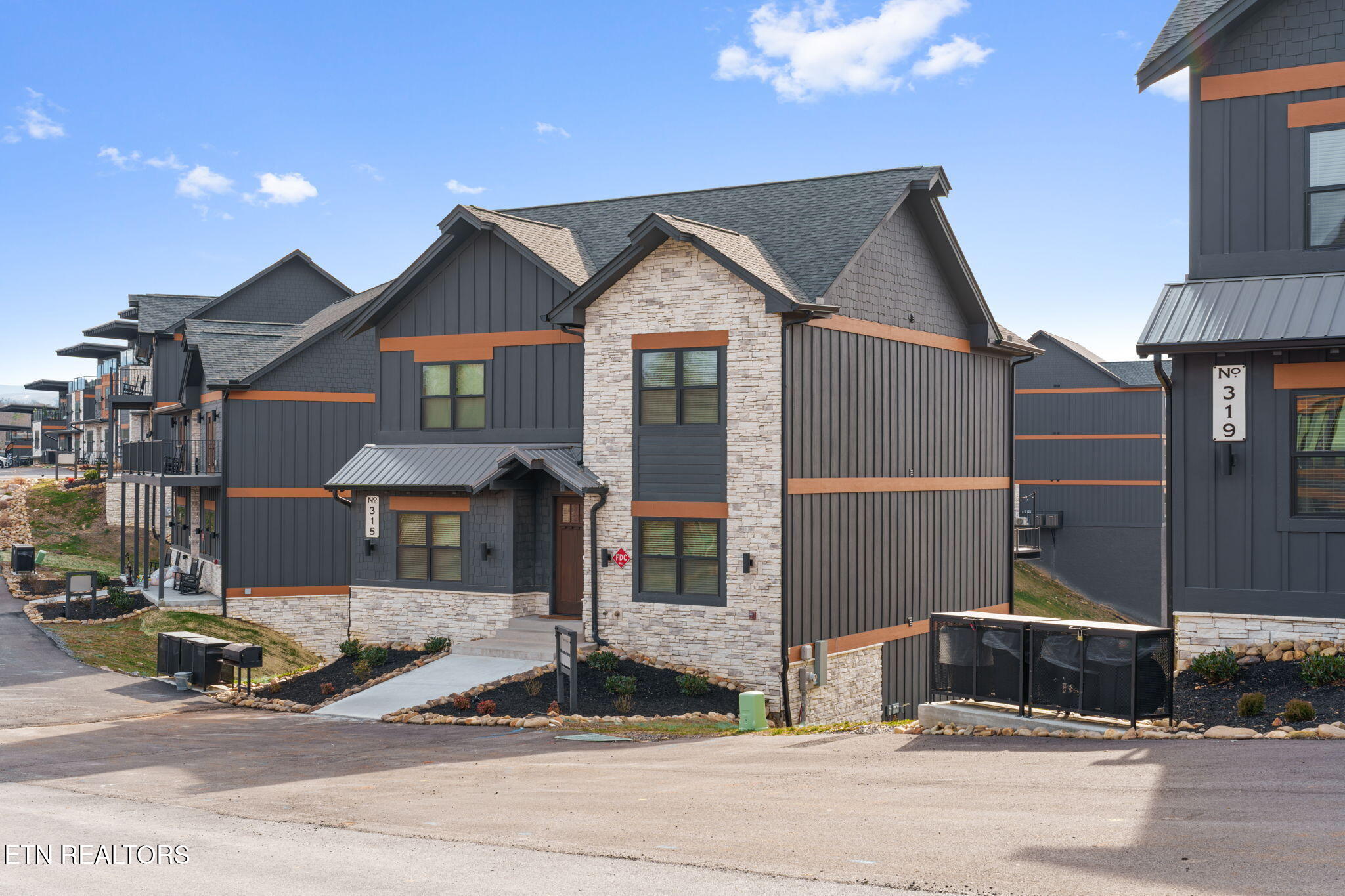 315 Rambling Creek Way Sevierville TN 37862