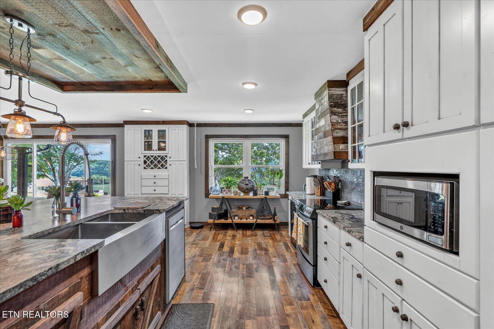 134 County Road 25 Riceville TN 37370