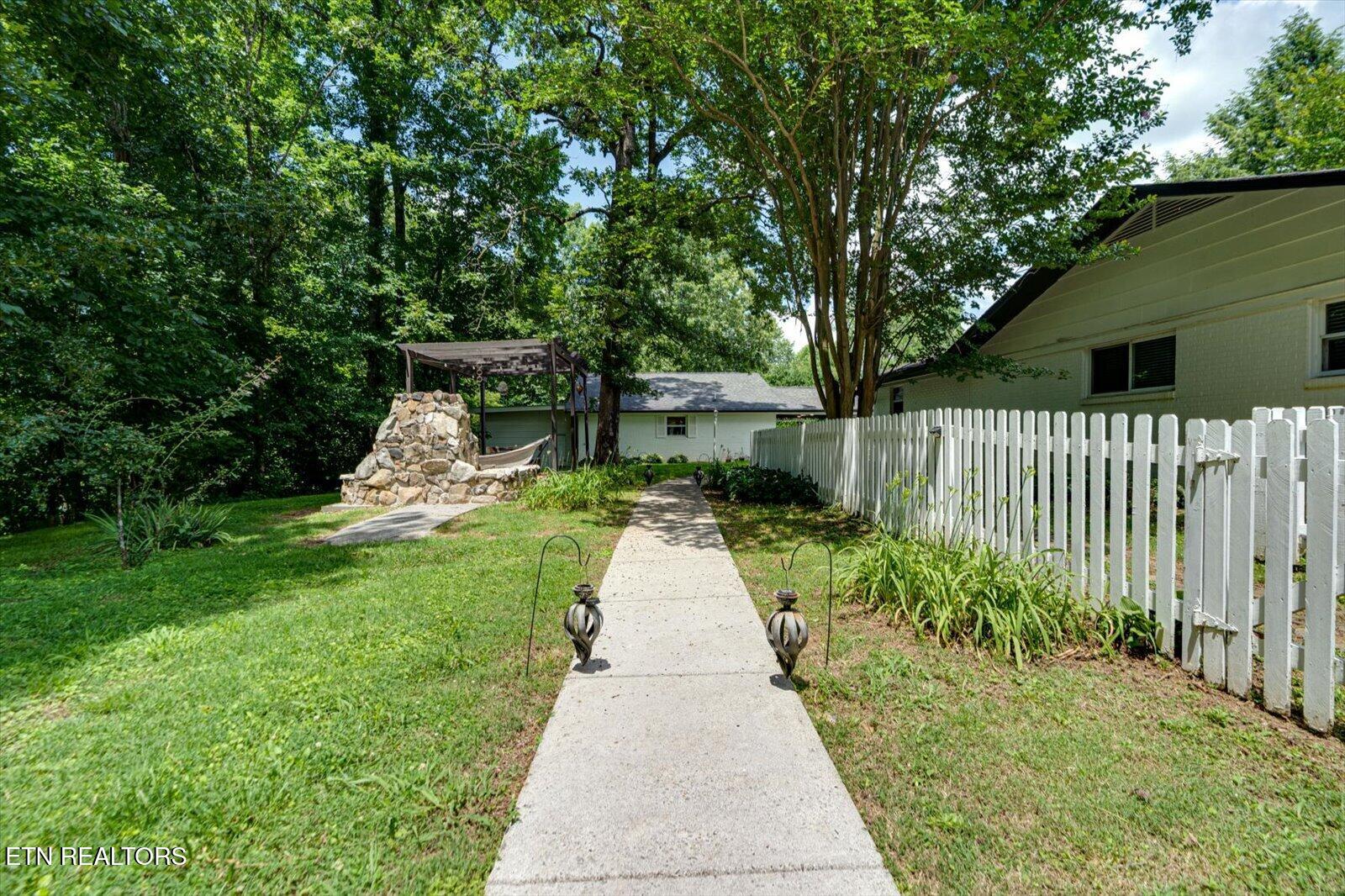 134 County Road 25 Riceville TN 37370