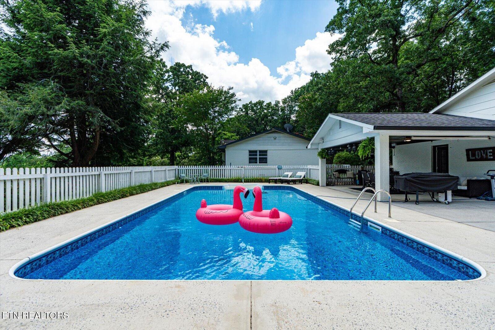 134 County Road 25 Riceville TN 37370