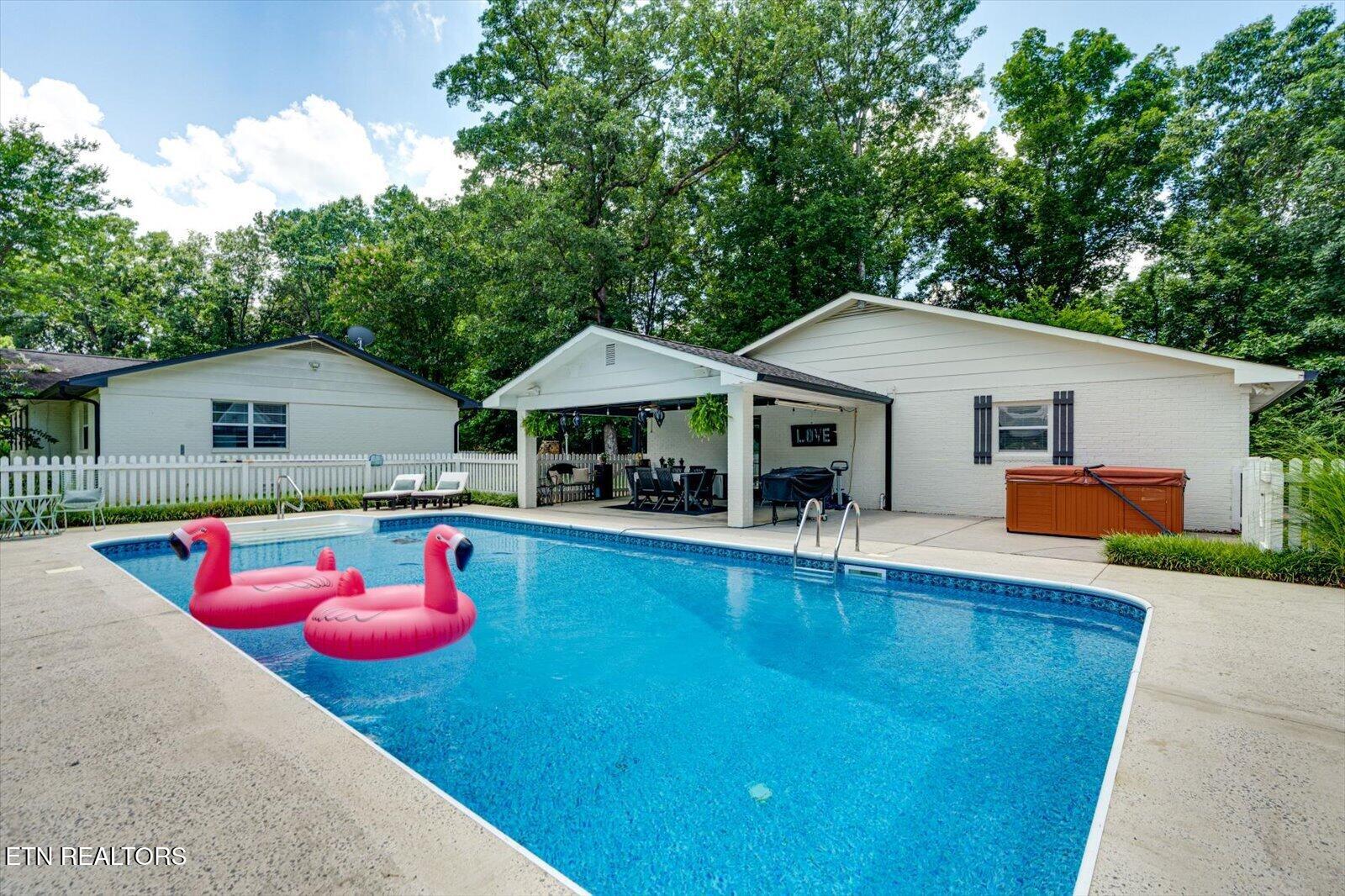 134 County Road 25 Riceville TN 37370