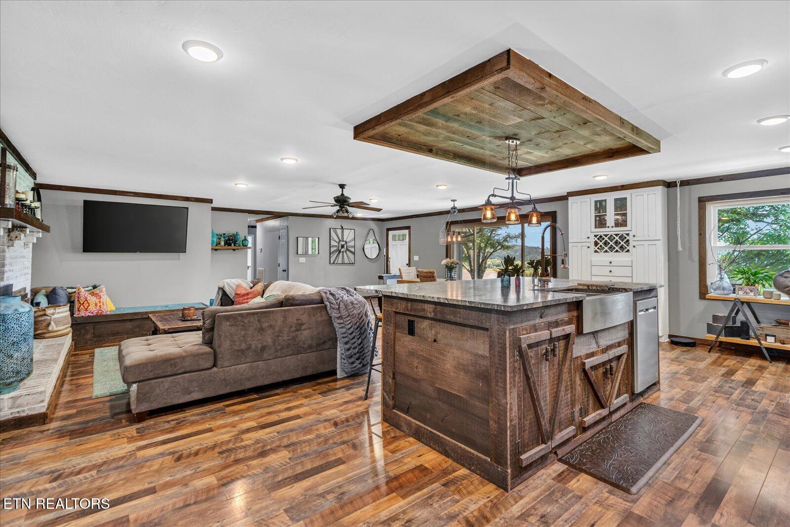 134 County Road 25 Riceville TN 37370