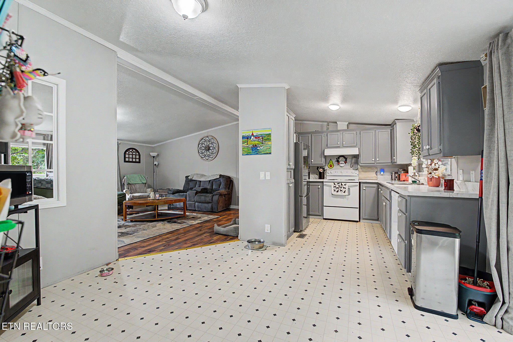 1678 Raven Hill Road Tazewell TN 37879