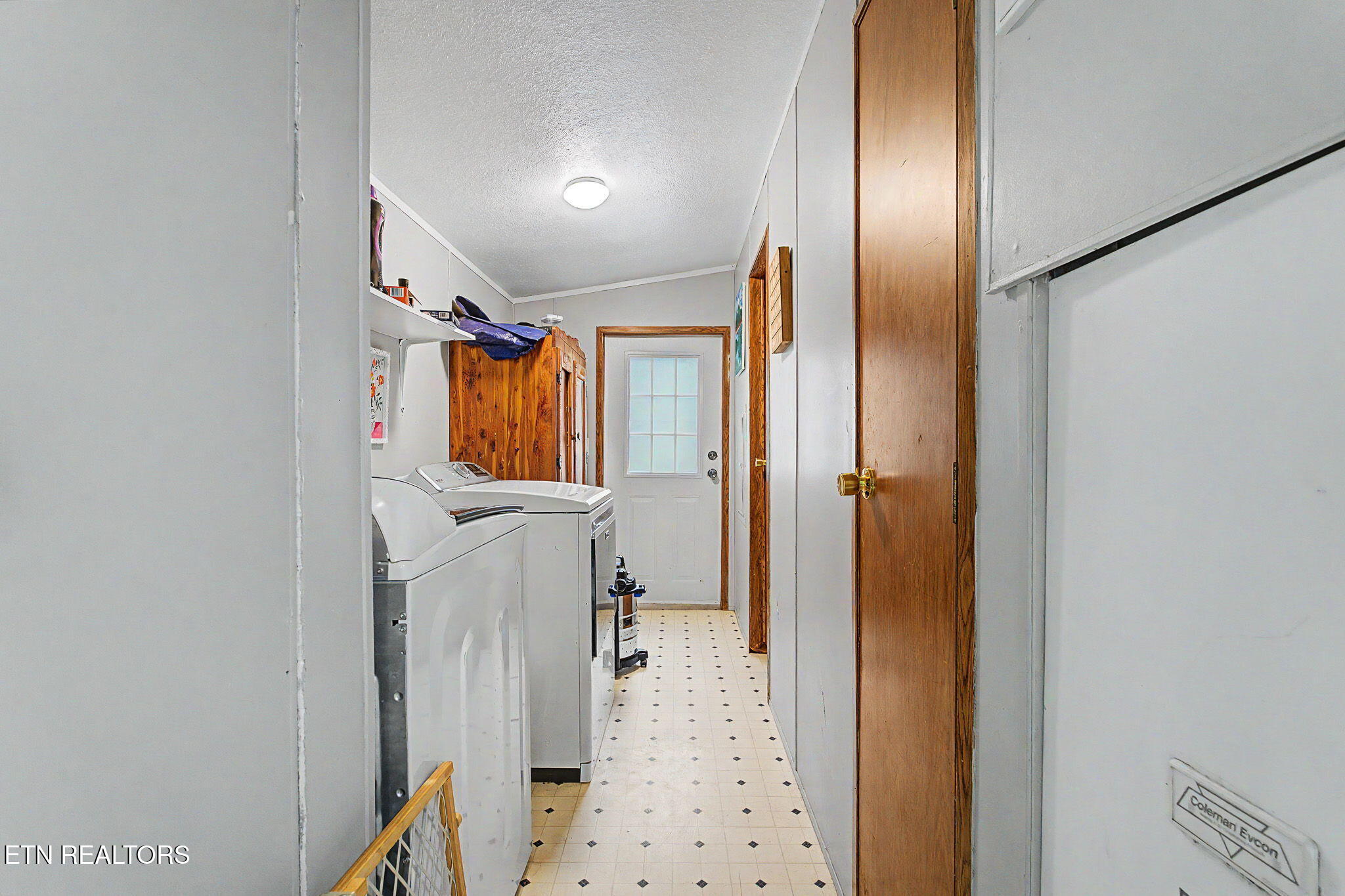 1678 Raven Hill Road Tazewell TN 37879
