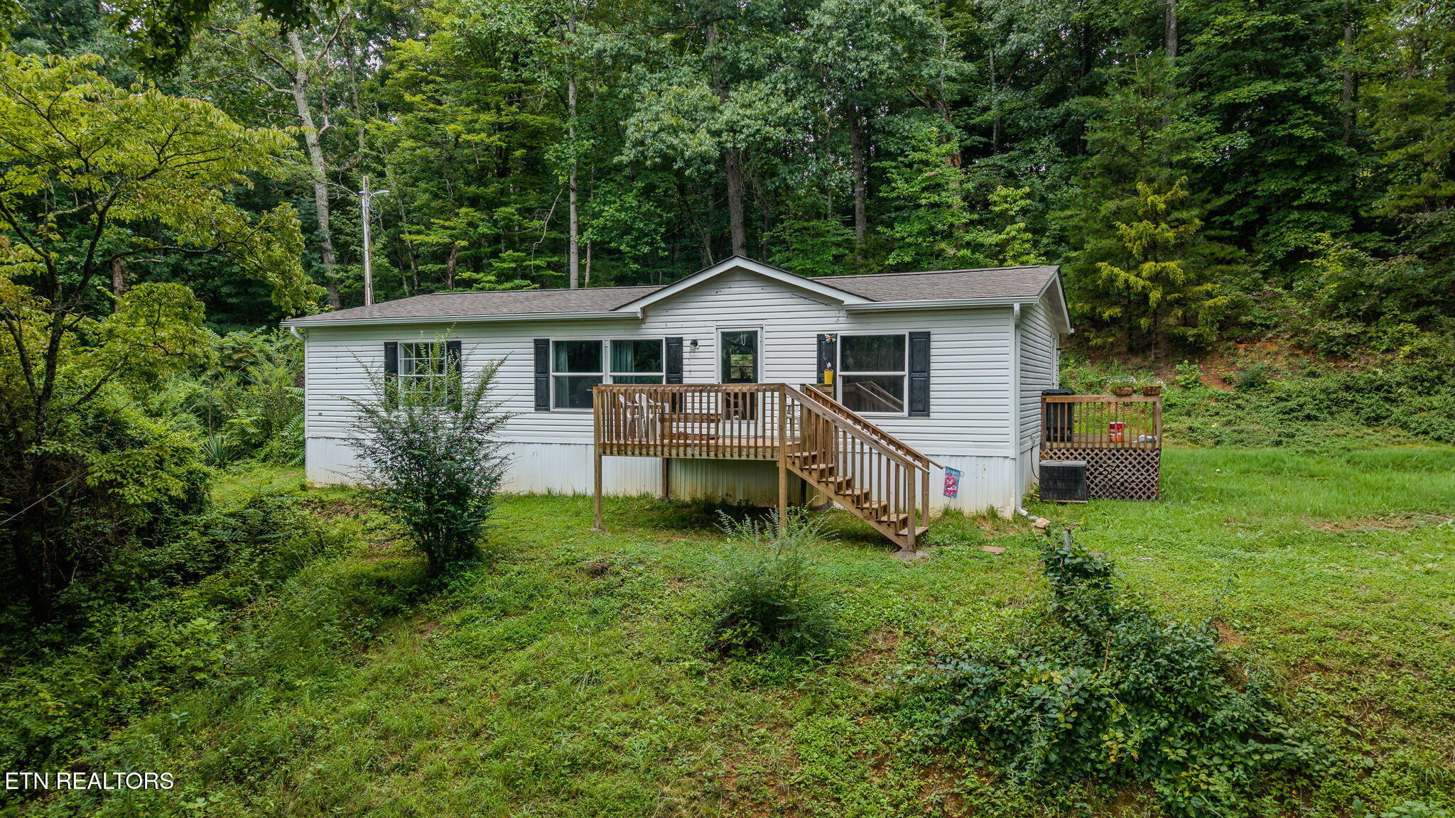 1678 Raven Hill Road Tazewell TN 37879