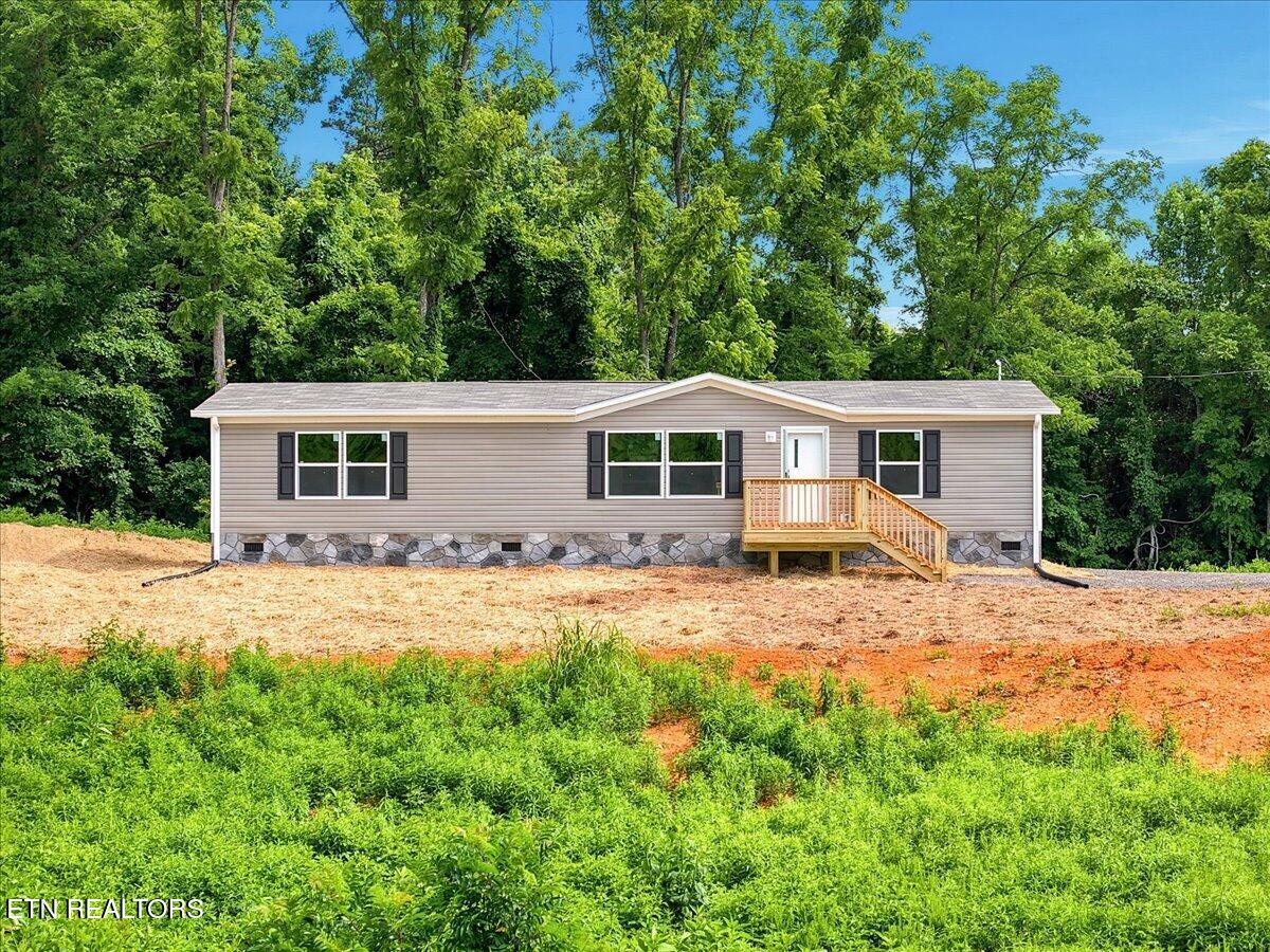 189 Laura Boling Loop Road Strawberry Plains TN 37871