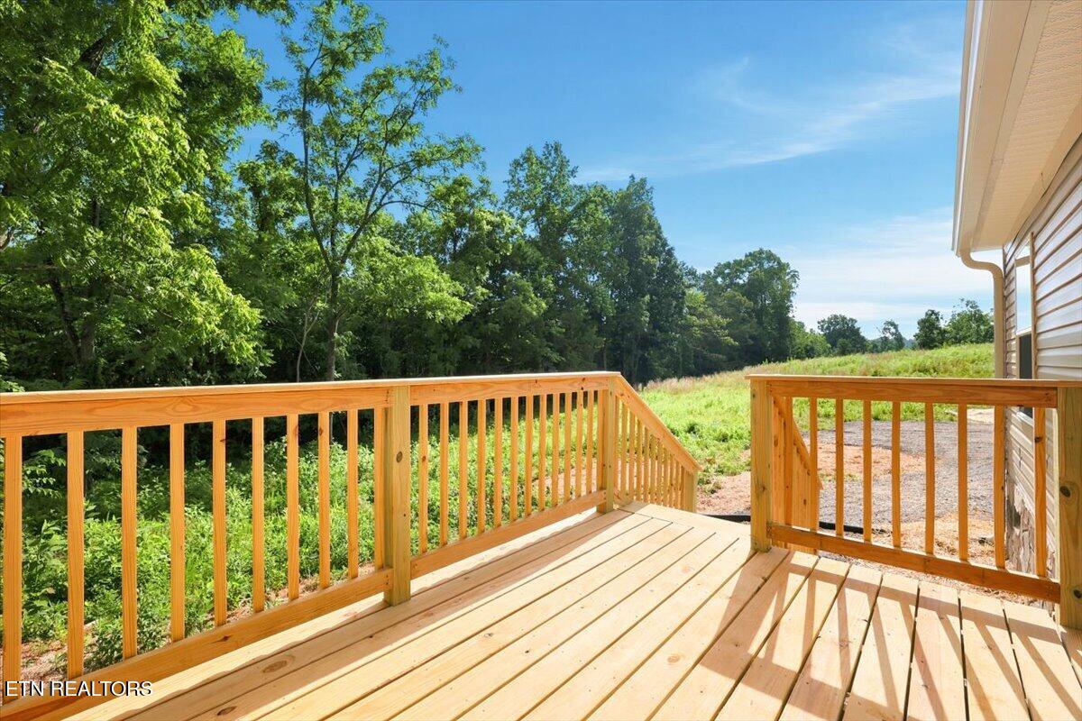 189 Laura Boling Loop Road Strawberry Plains TN 37871