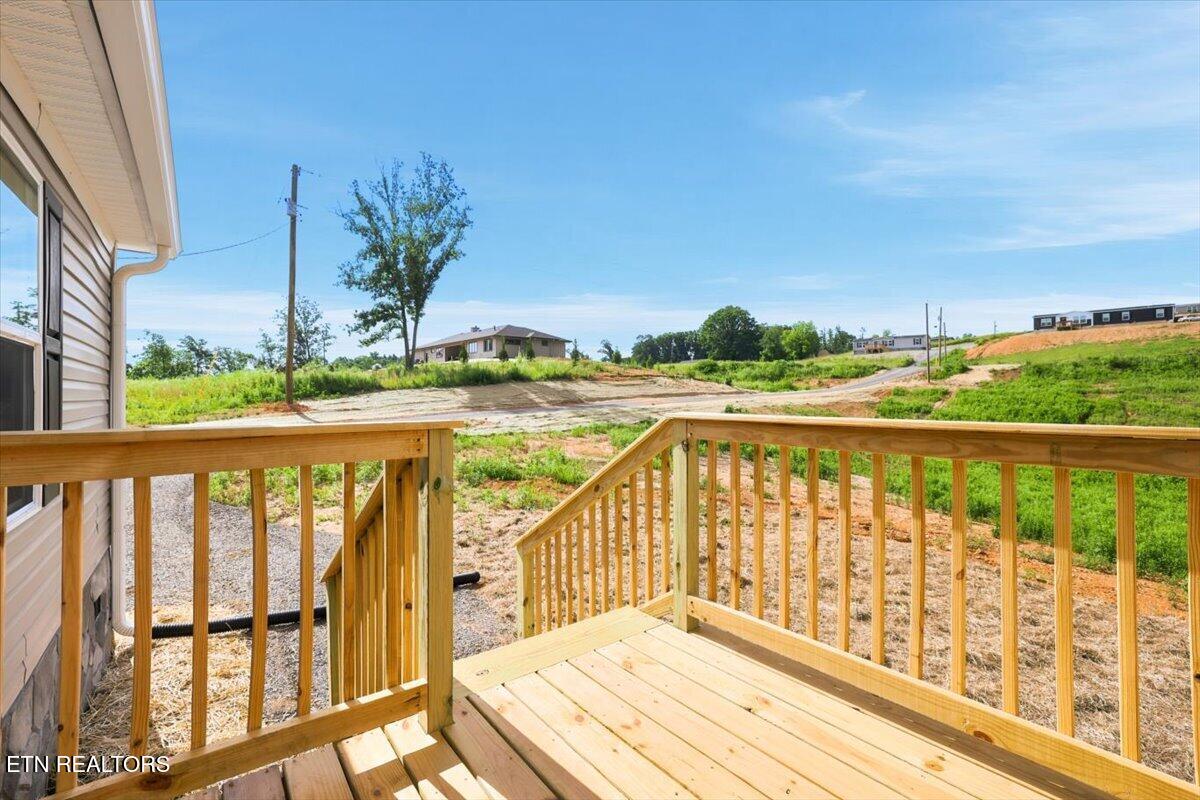 189 Laura Boling Loop Road Strawberry Plains TN 37871