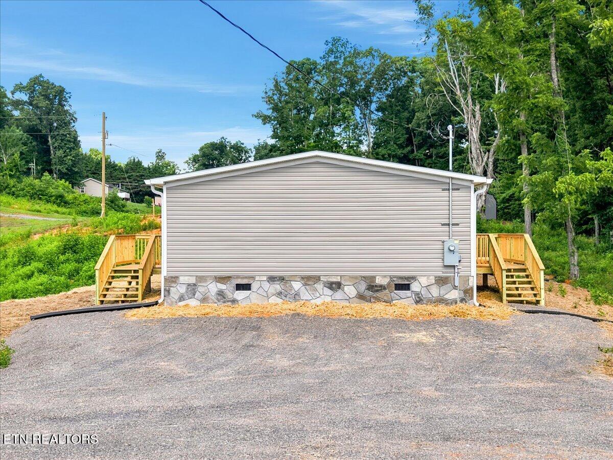 189 Laura Boling Loop Road Strawberry Plains TN 37871