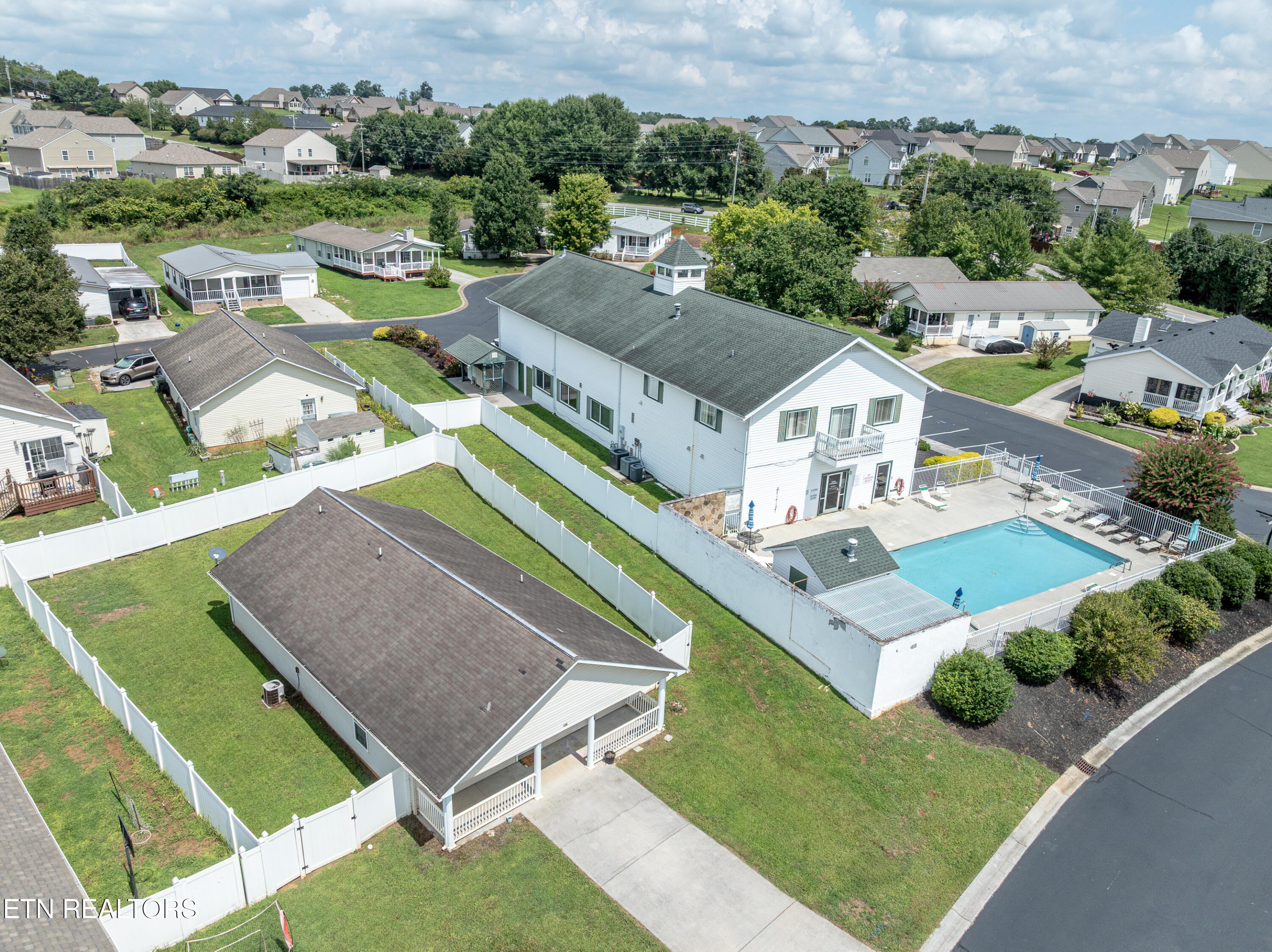 2573 Bay Meadows Way Sevierville TN 37876