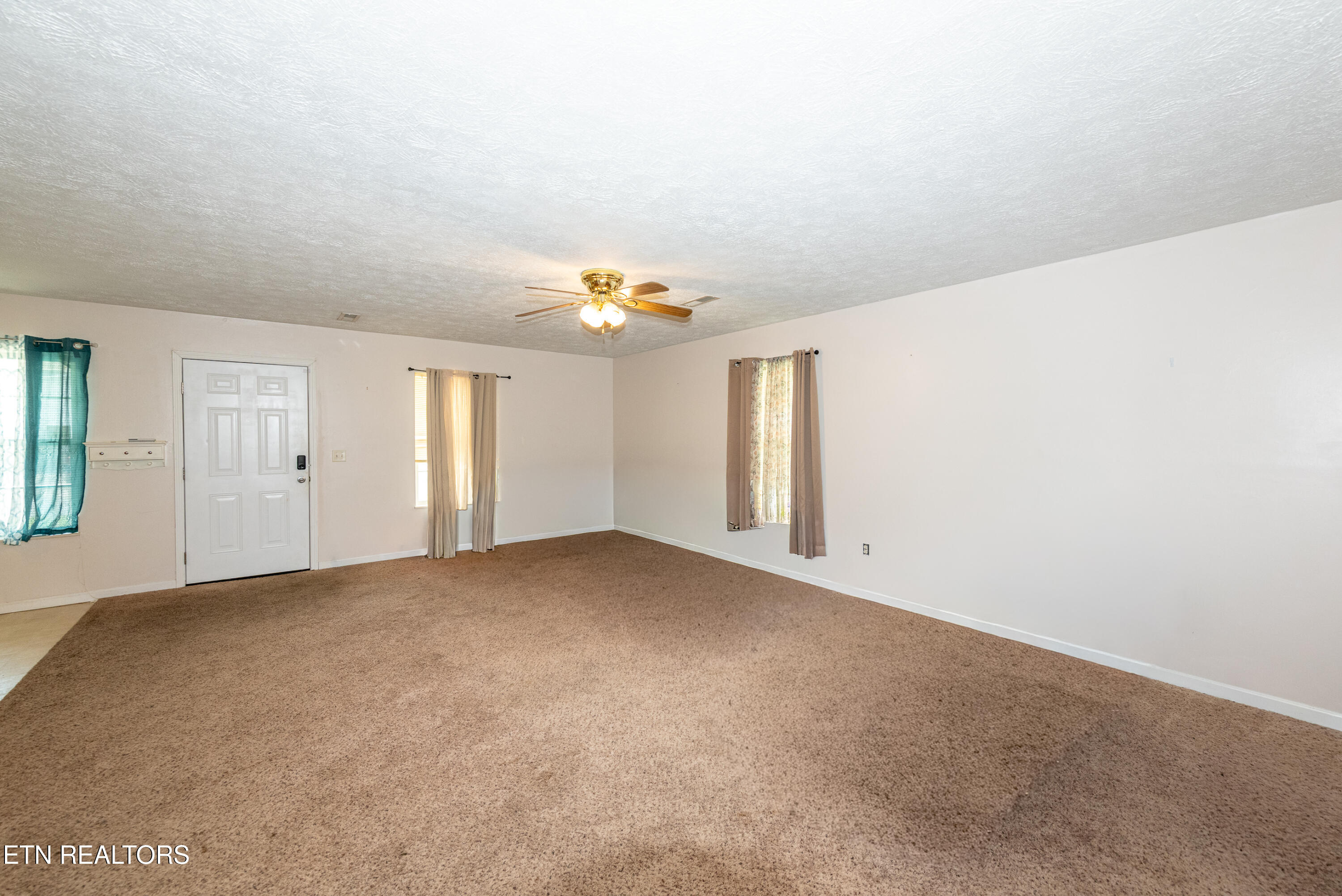 2573 Bay Meadows Way Sevierville TN 37876