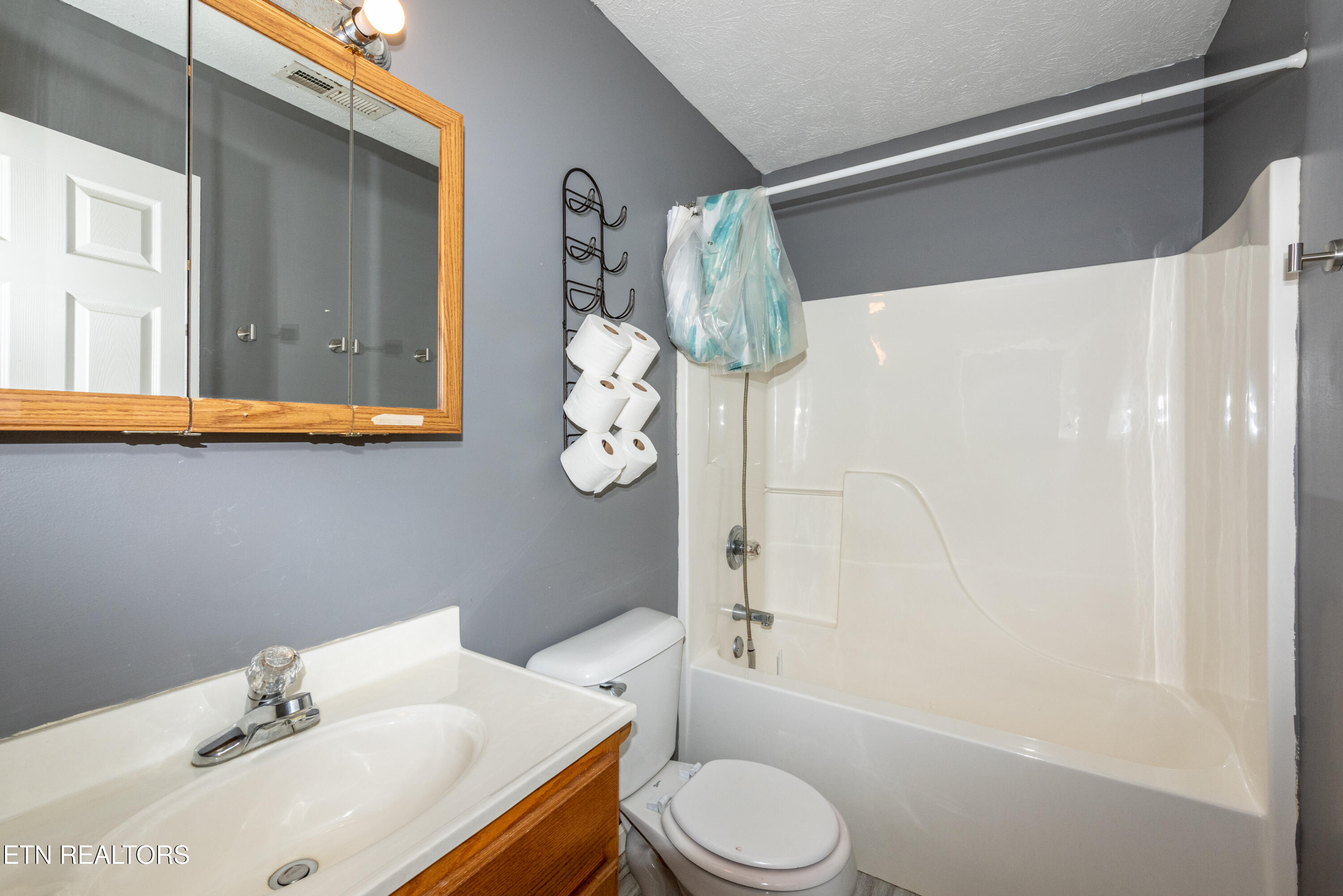 2573 Bay Meadows Way Sevierville TN 37876