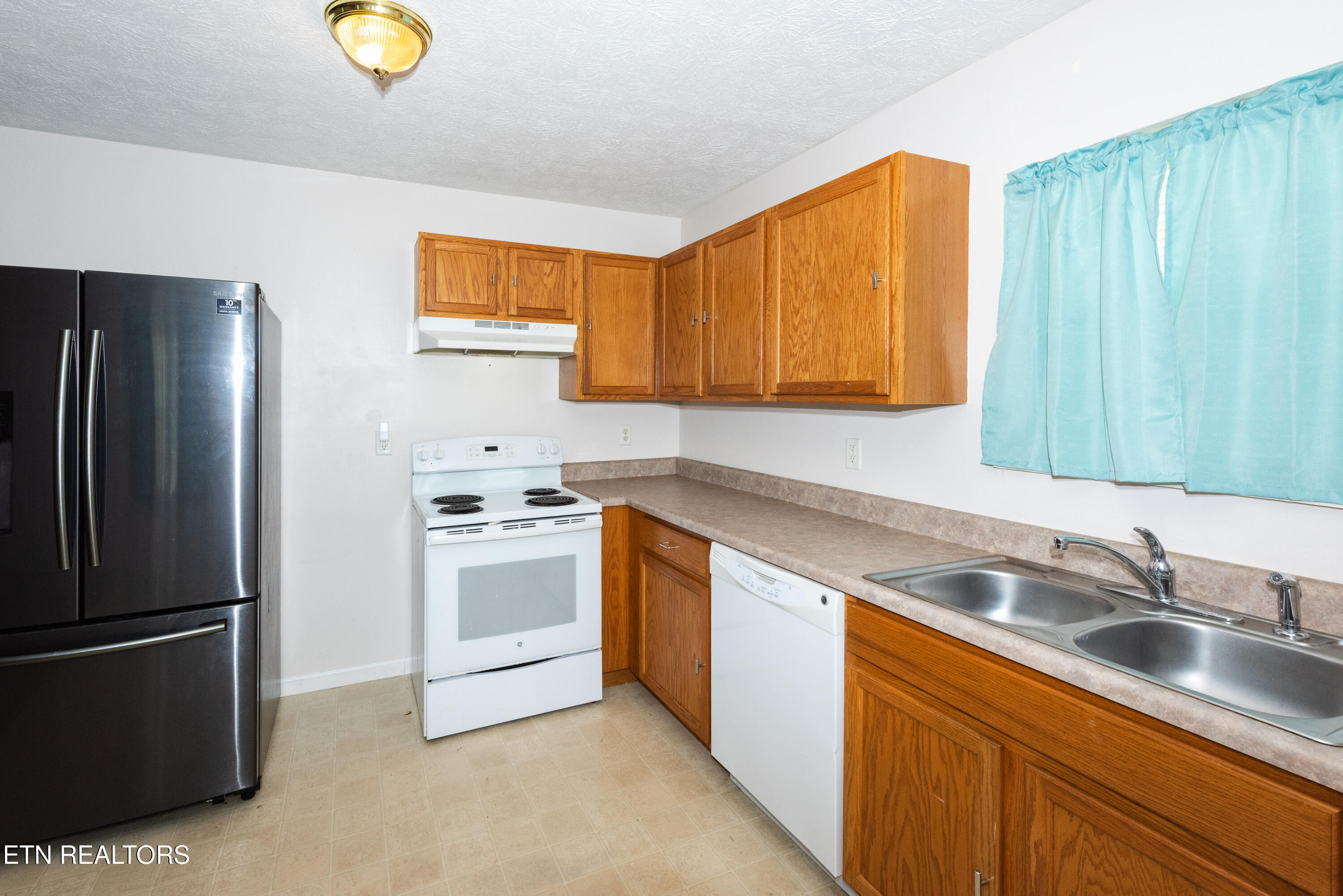2573 Bay Meadows Way Sevierville TN 37876