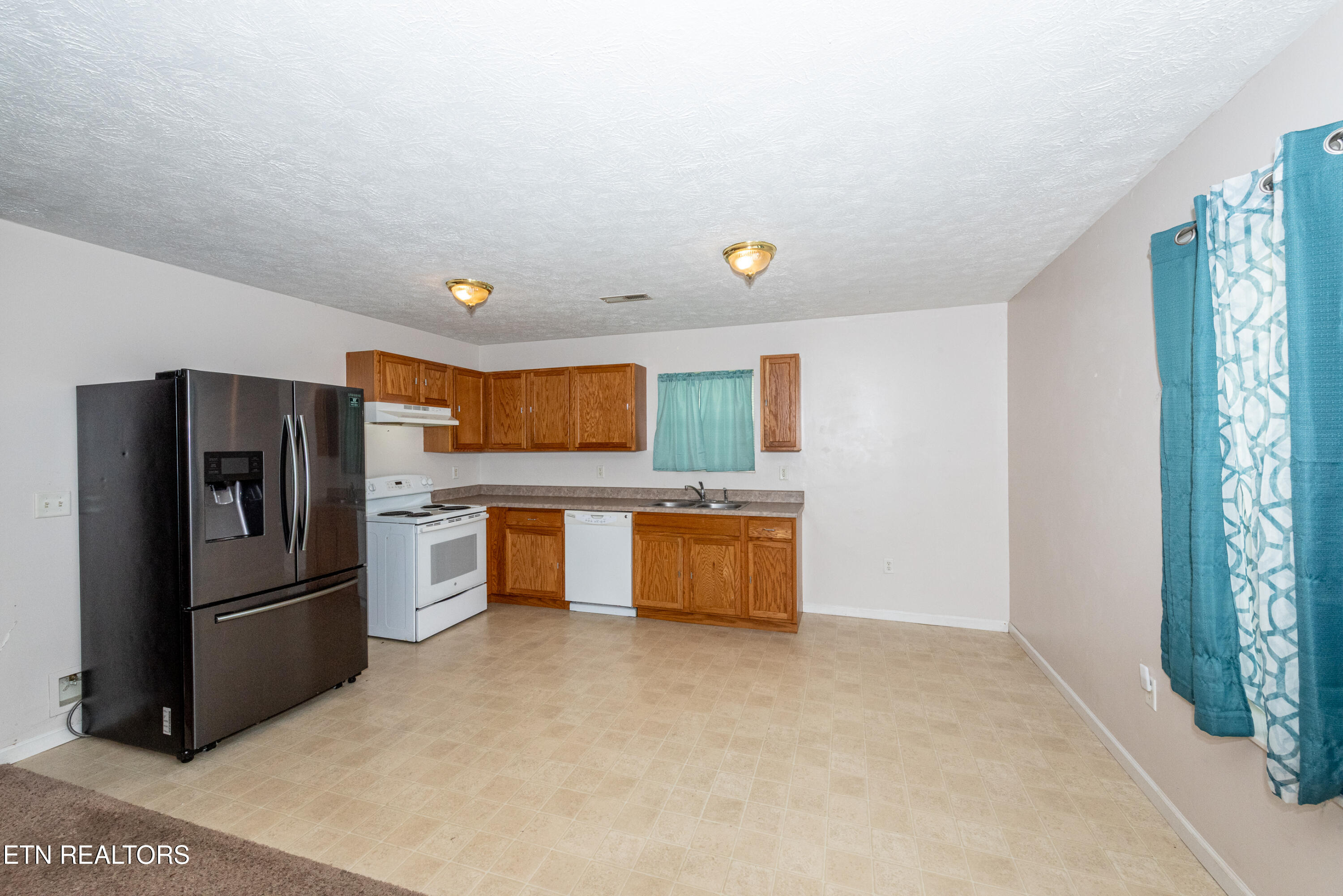 2573 Bay Meadows Way Sevierville TN 37876