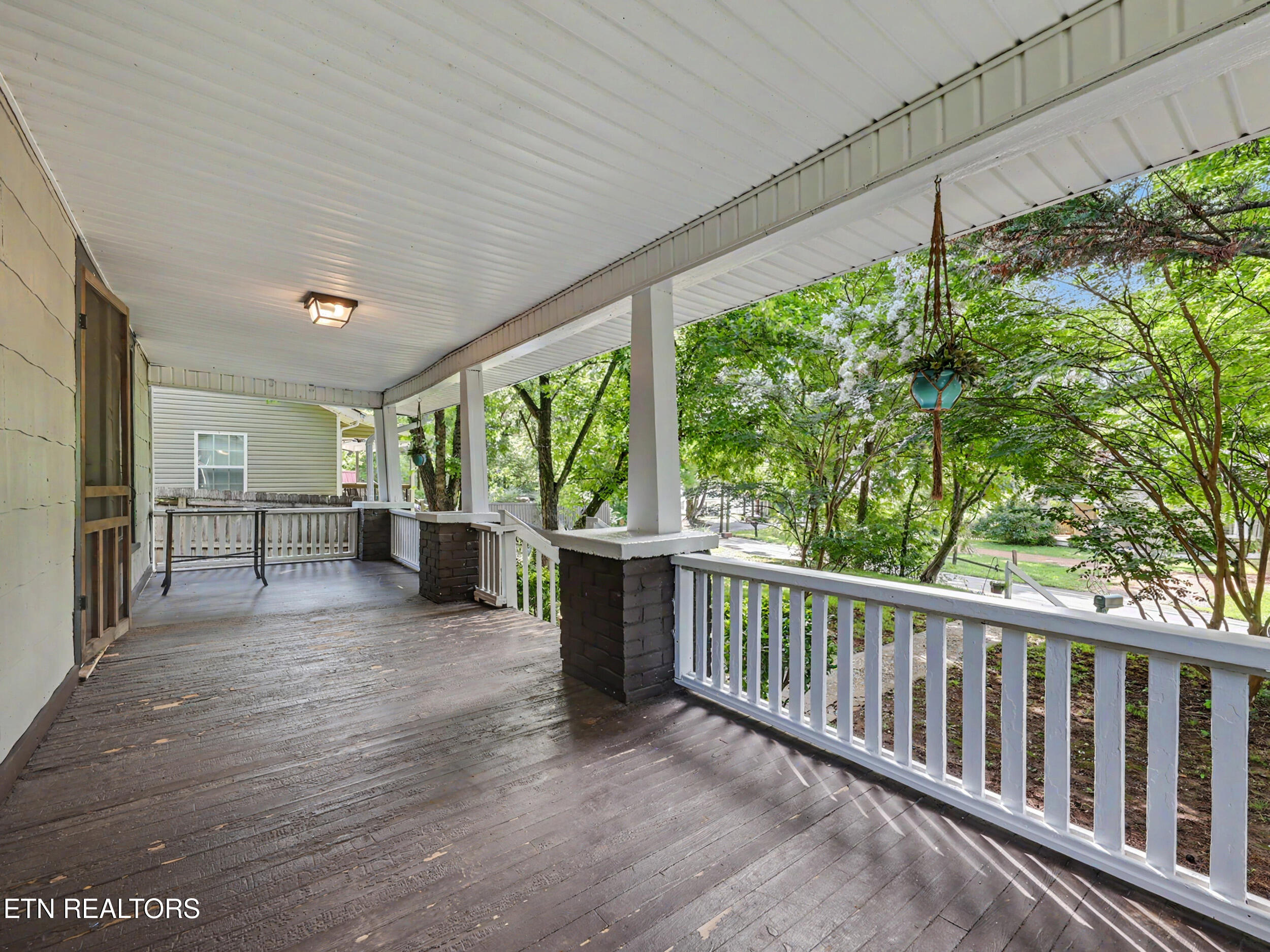 2311 Cedar Lane Knoxville TN 37918