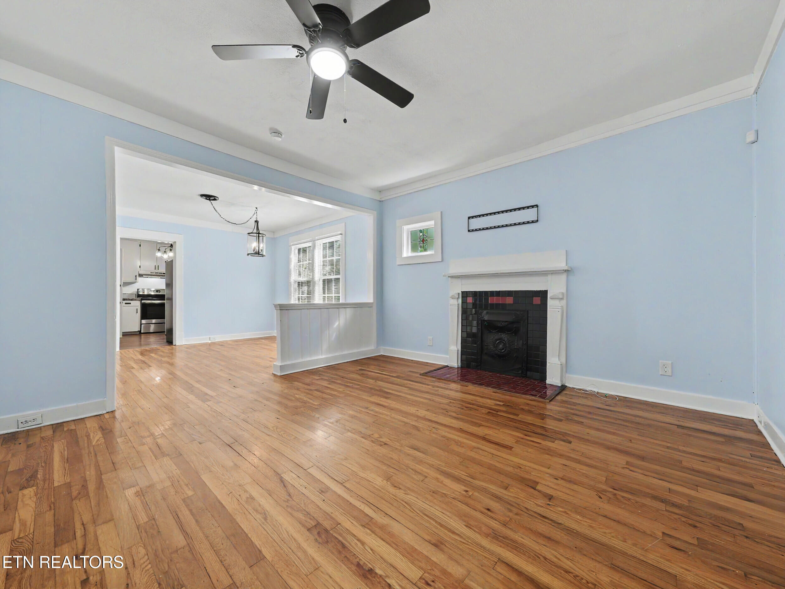 2311 Cedar Lane Knoxville TN 37918