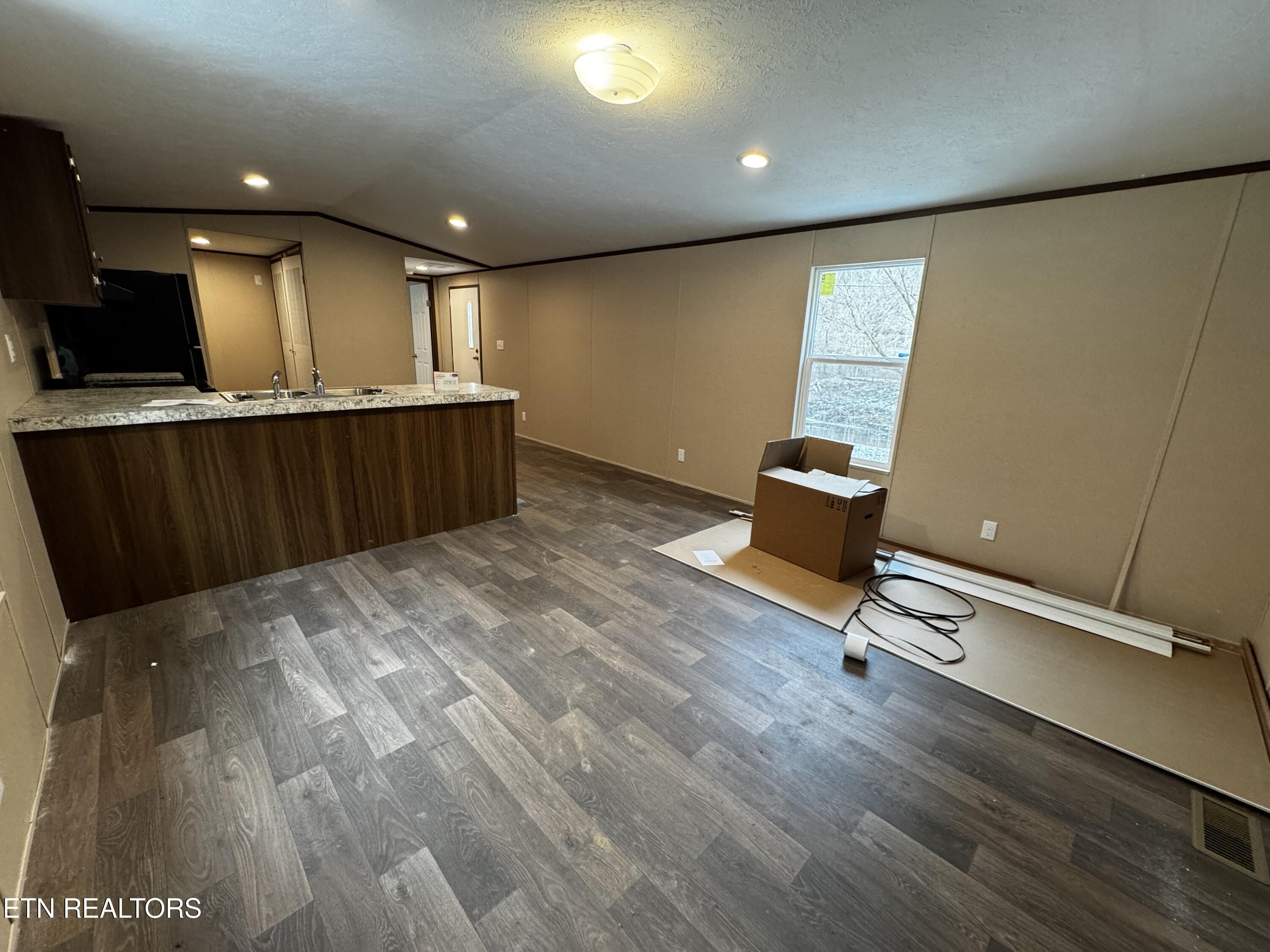 1307 Briceville Highway Briceville TN 37710