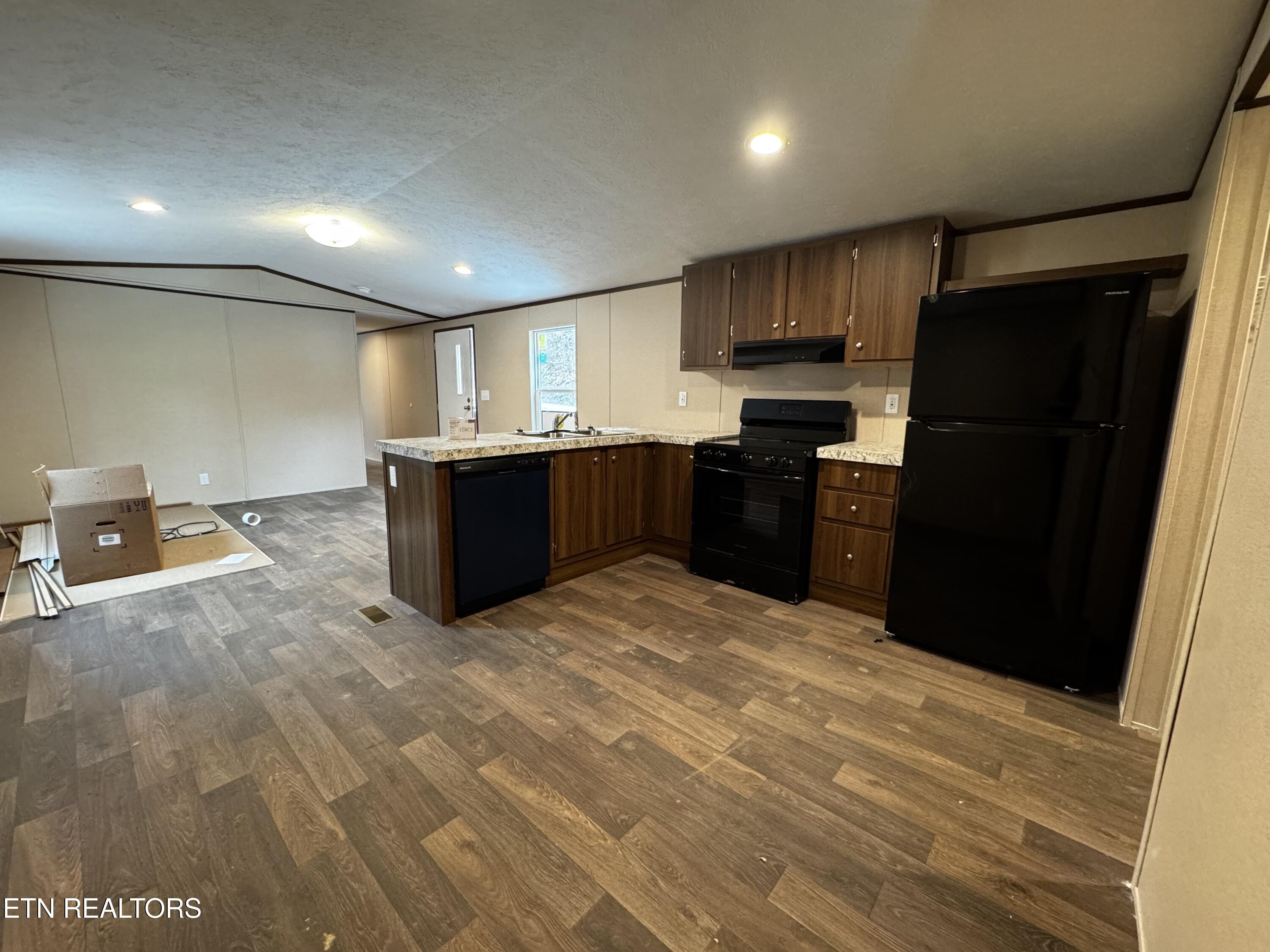 1307 Briceville Highway Briceville TN 37710