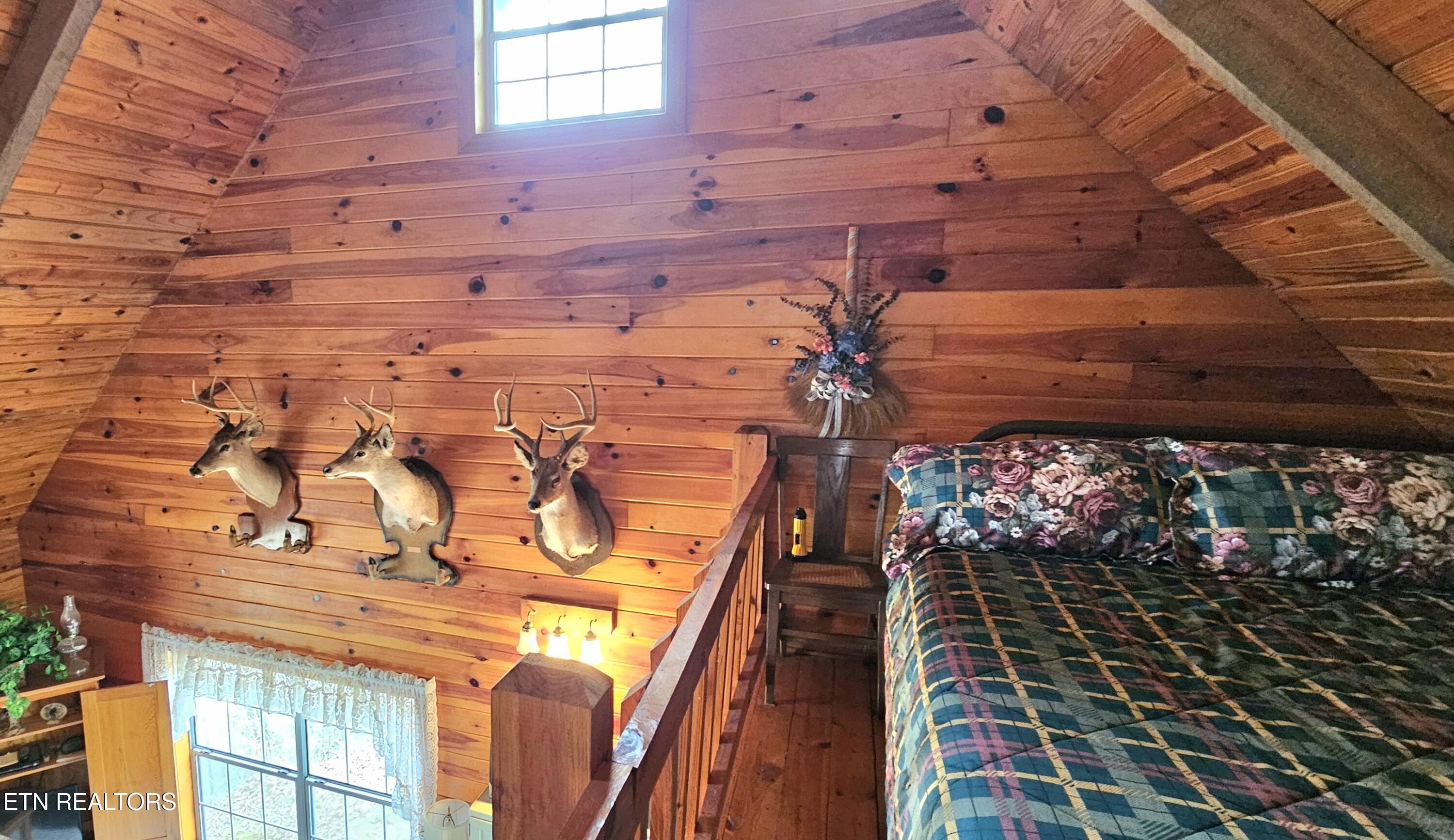 6870 Tennessee 360 Tellico Plains TN 37385