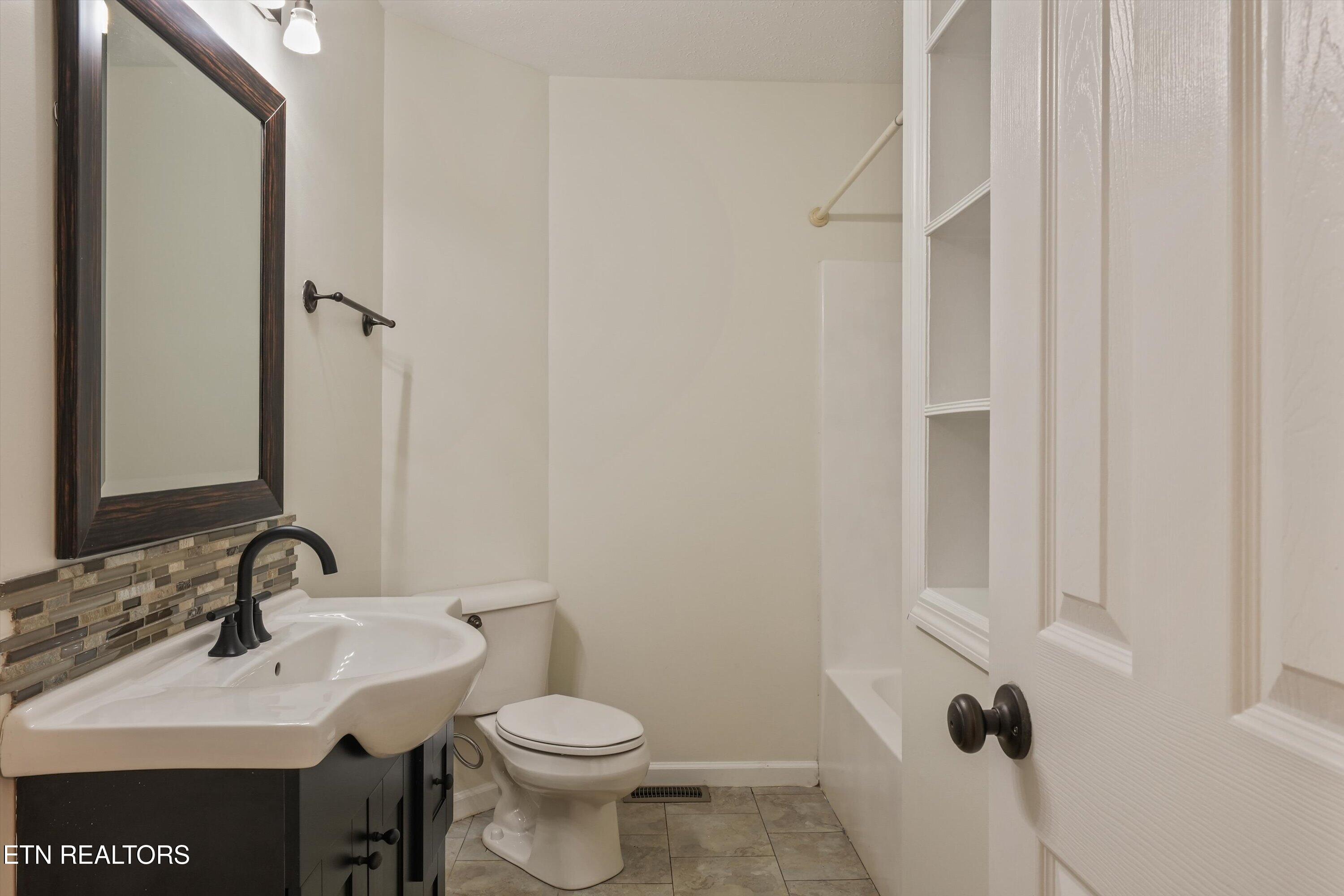 4444 Saint Lucia Lane Knoxville TN 37921