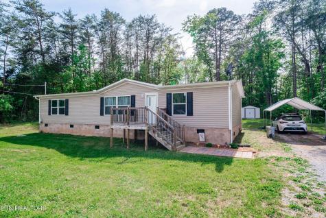 113 2ND Street Corryton TN 37721