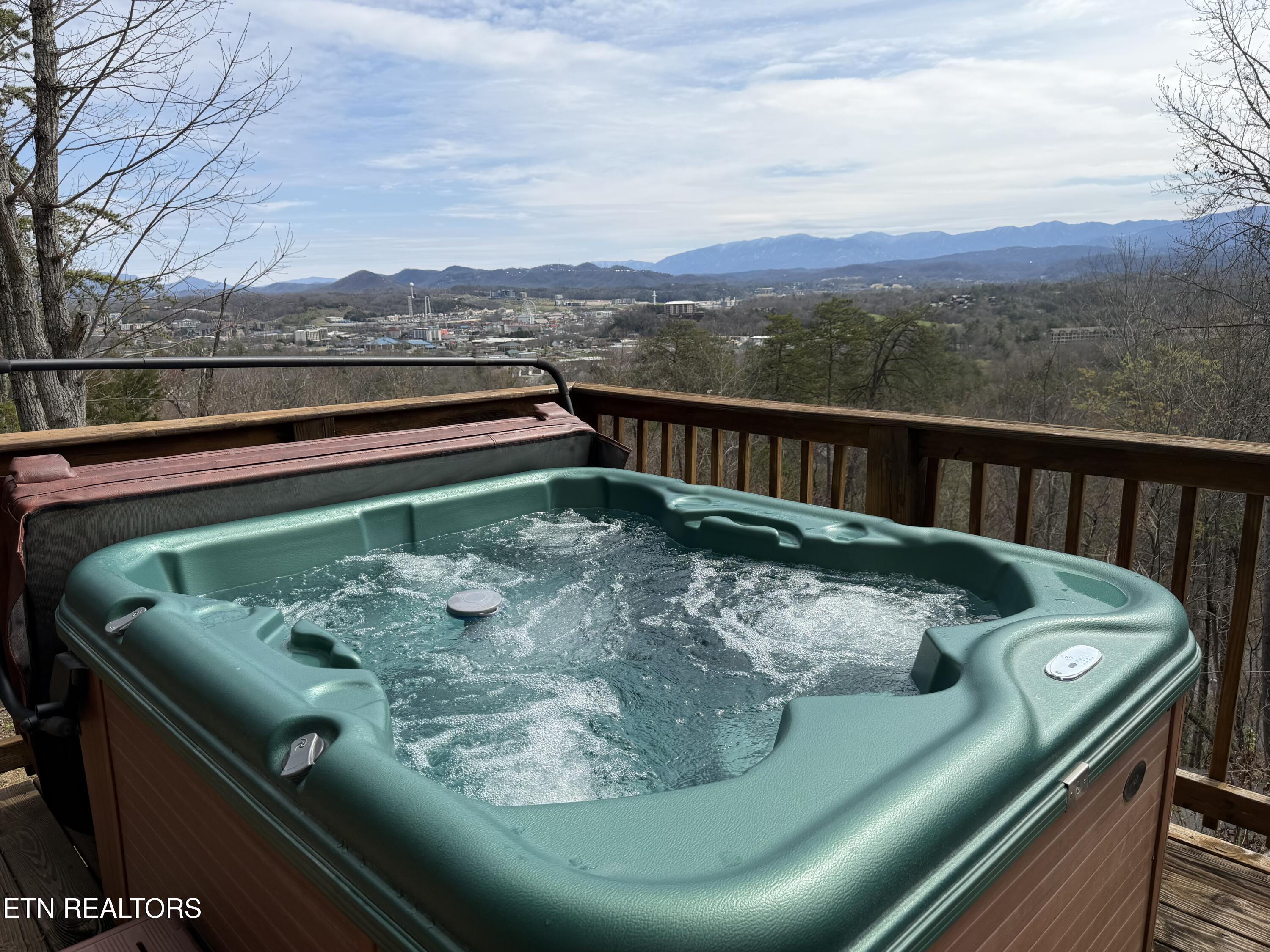 801 Lloyd Huskey Road Pigeon Forge TN 37863
