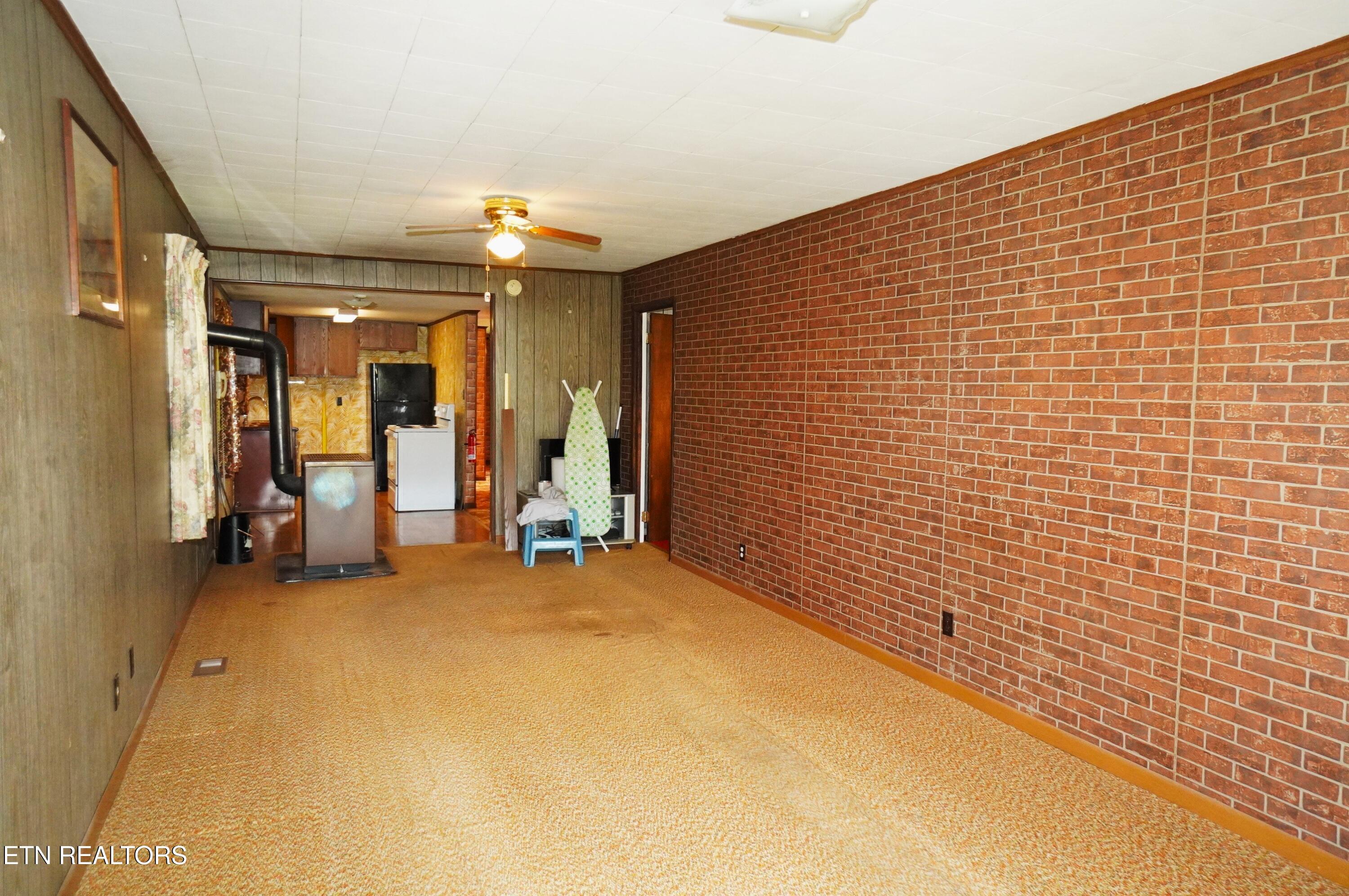412 Jimtown Road Newport TN 37821
