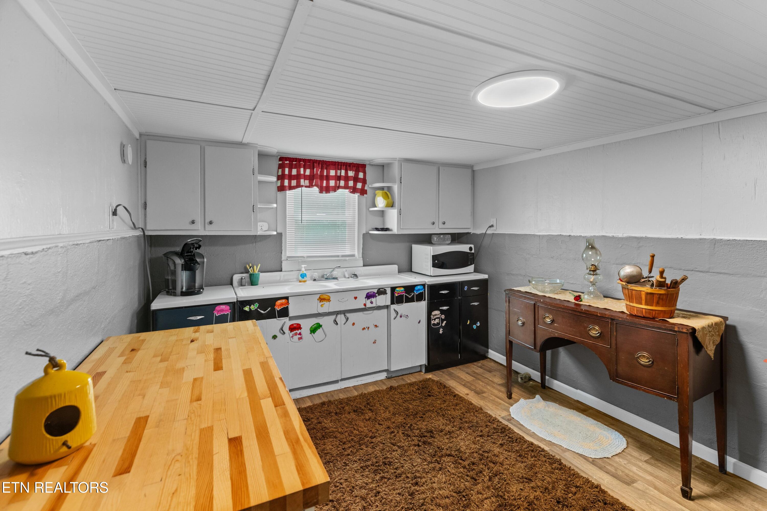 3207 Dove Lane White Pine TN 37890