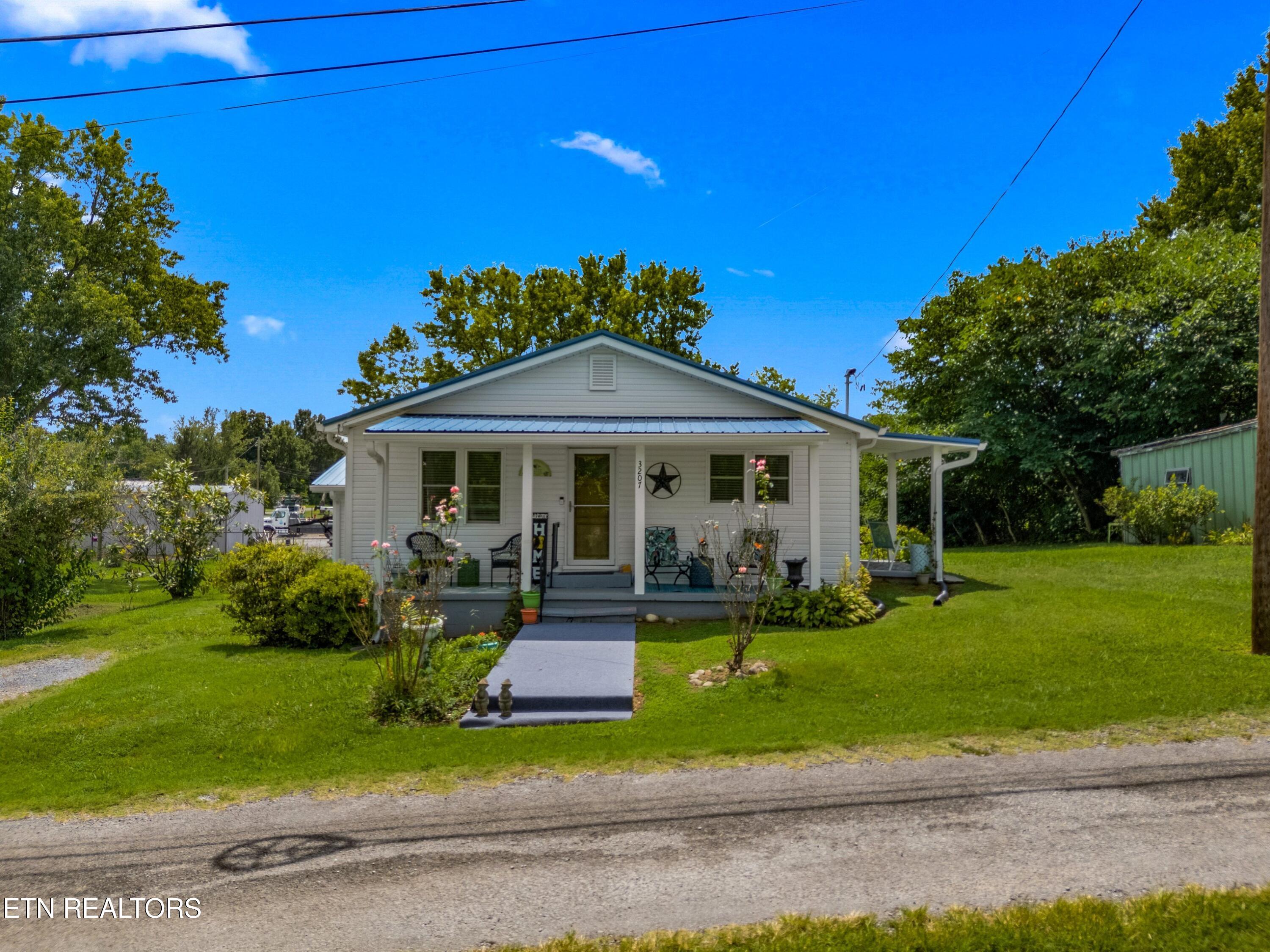3207 Dove Lane White Pine TN 37890