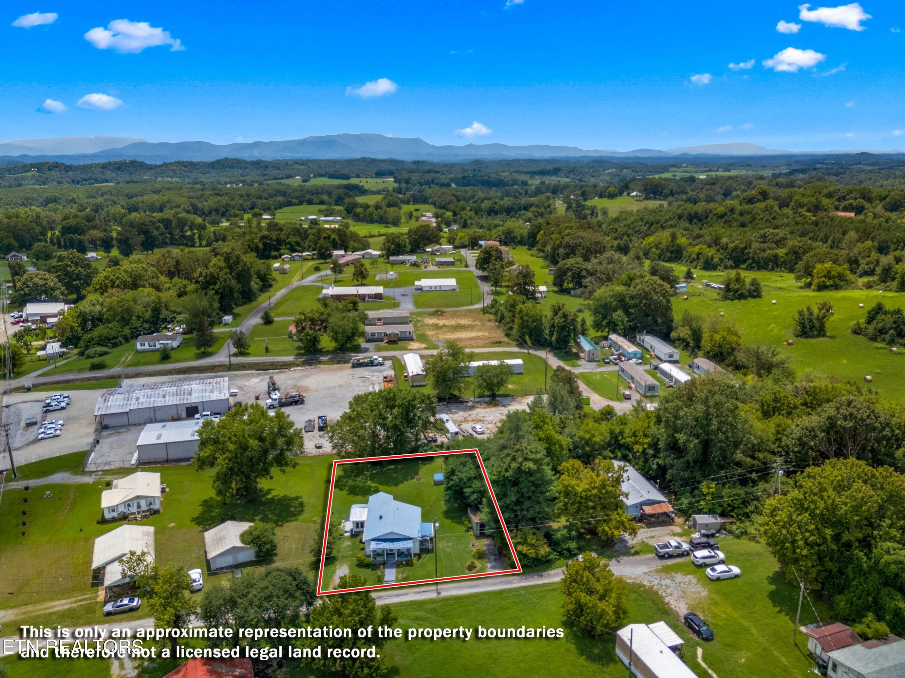 3207 Dove Lane White Pine TN 37890