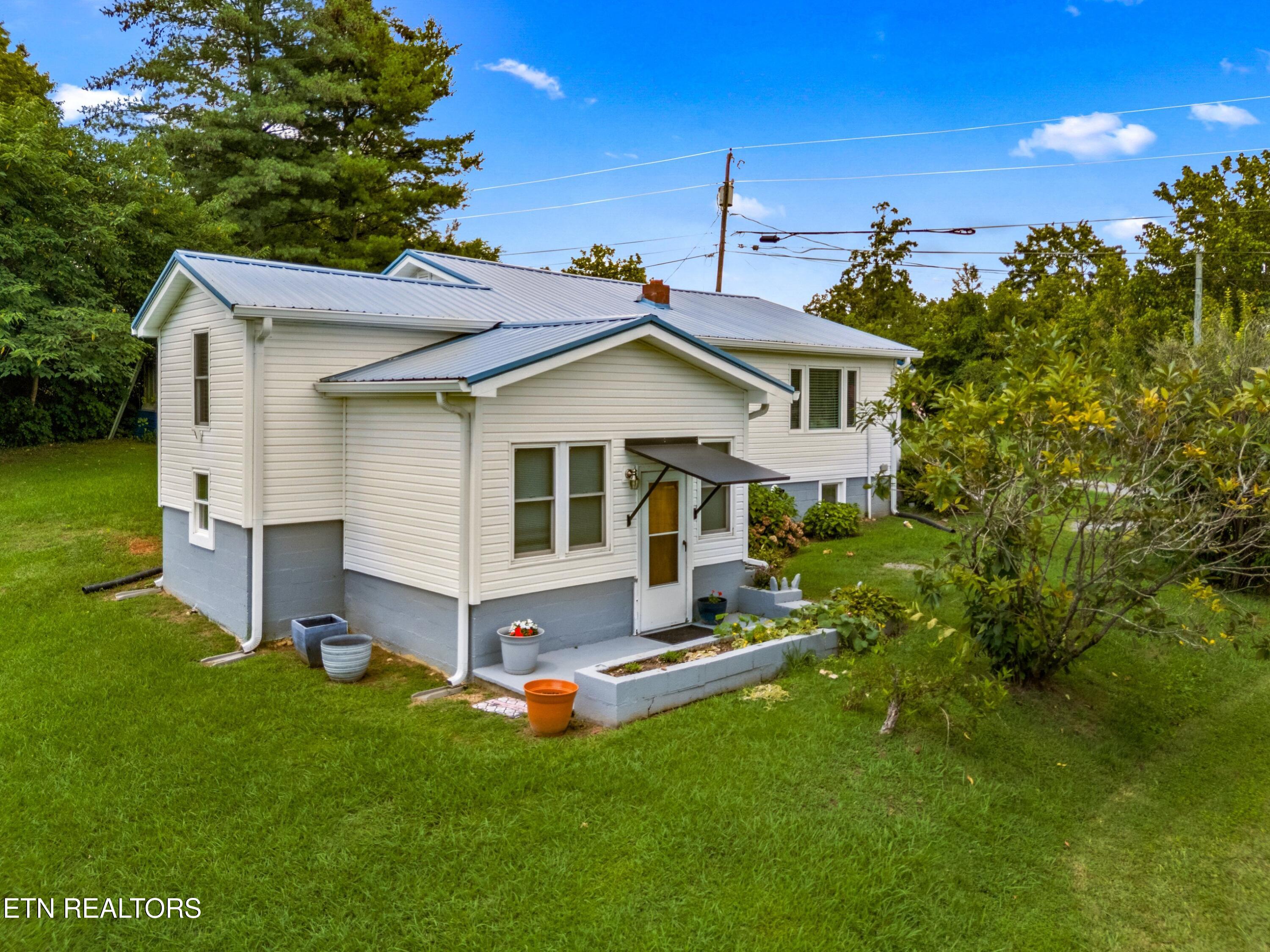 3207 Dove Lane White Pine TN 37890