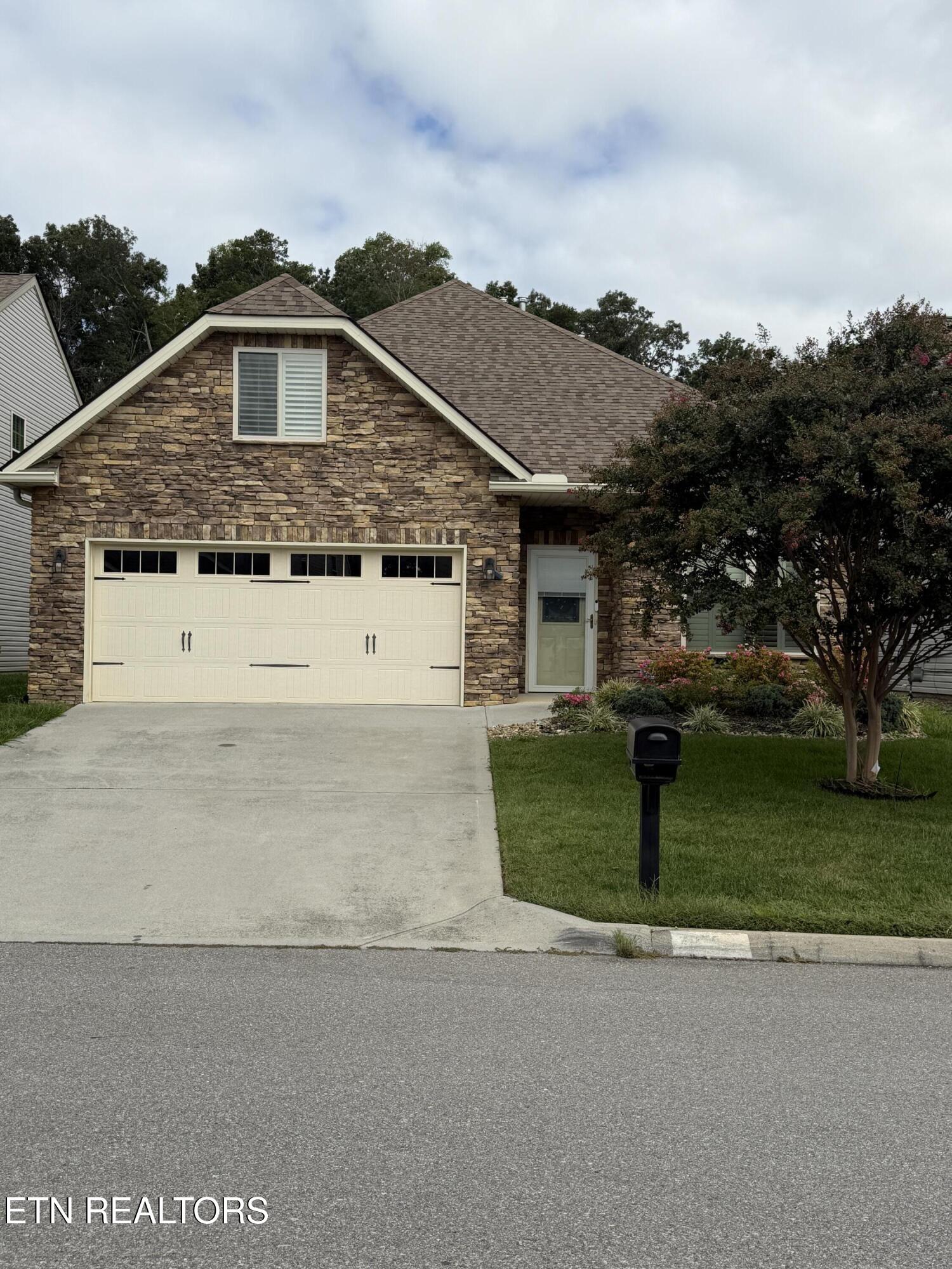 12101 Woodhollow Lane Knoxville TN 37932