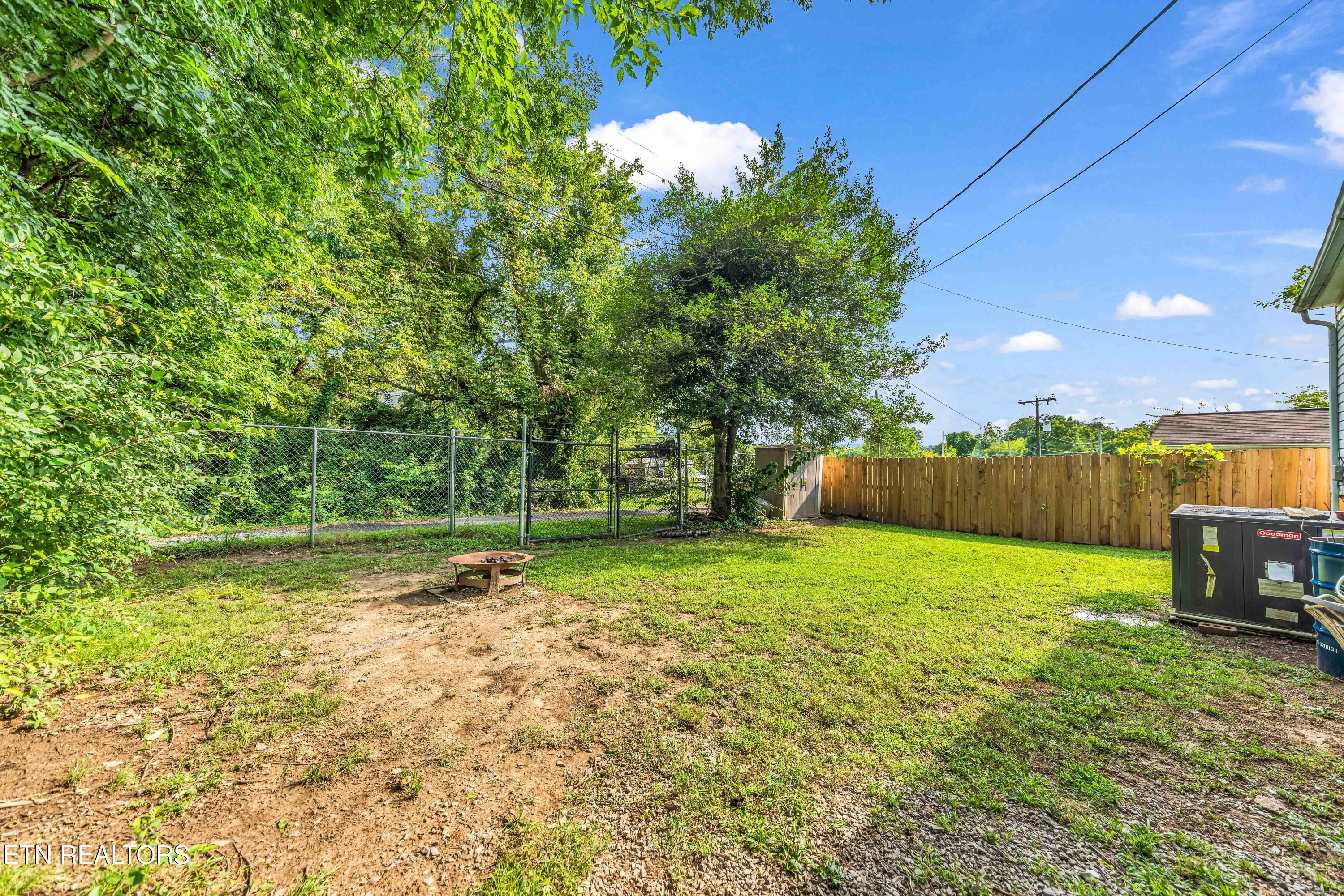 118 Cedar Avenue Knoxville TN 37917
