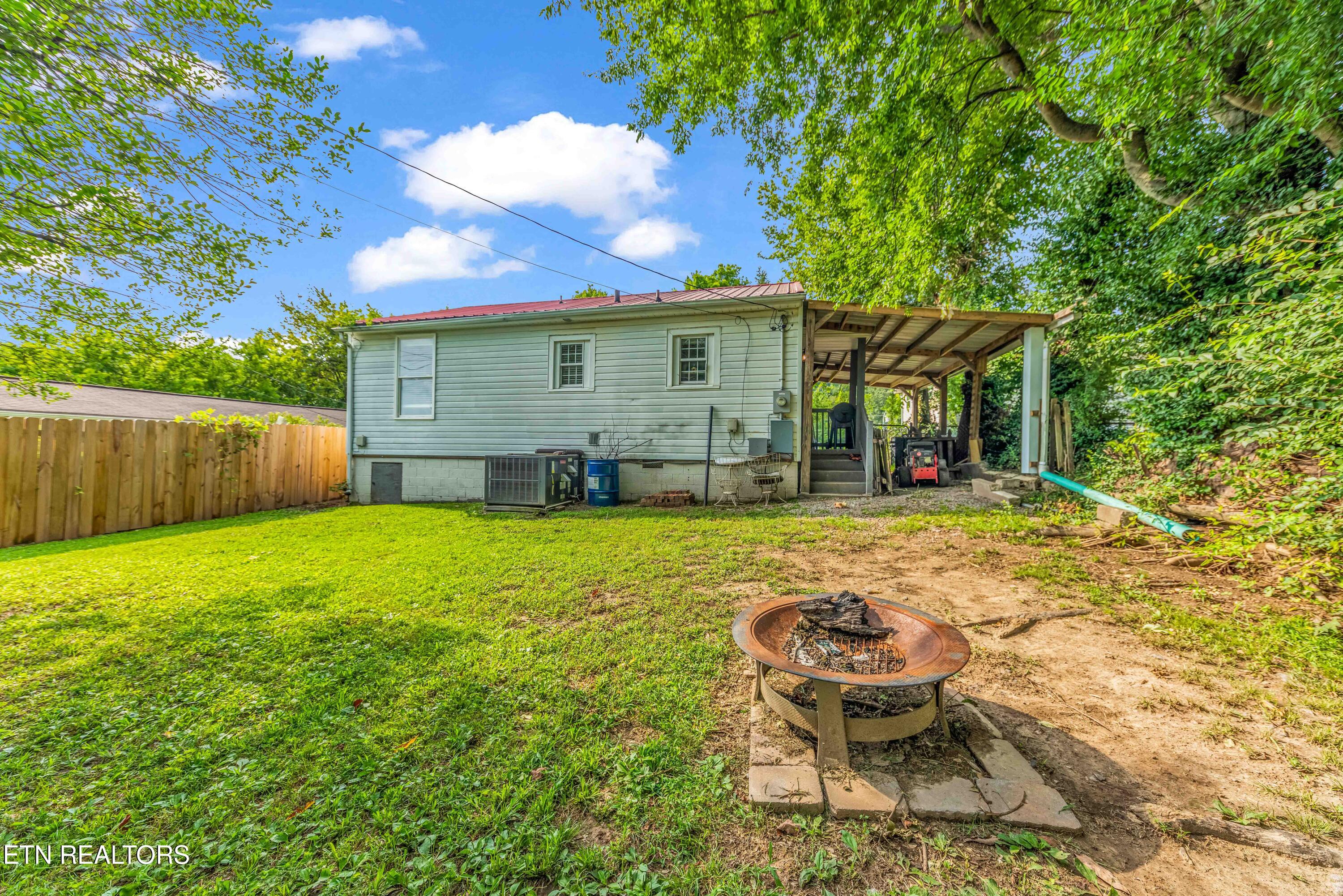 118 Cedar Avenue Knoxville TN 37917