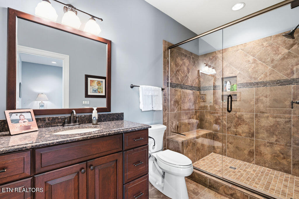 129 Saligugi Way Loudon TN 37774