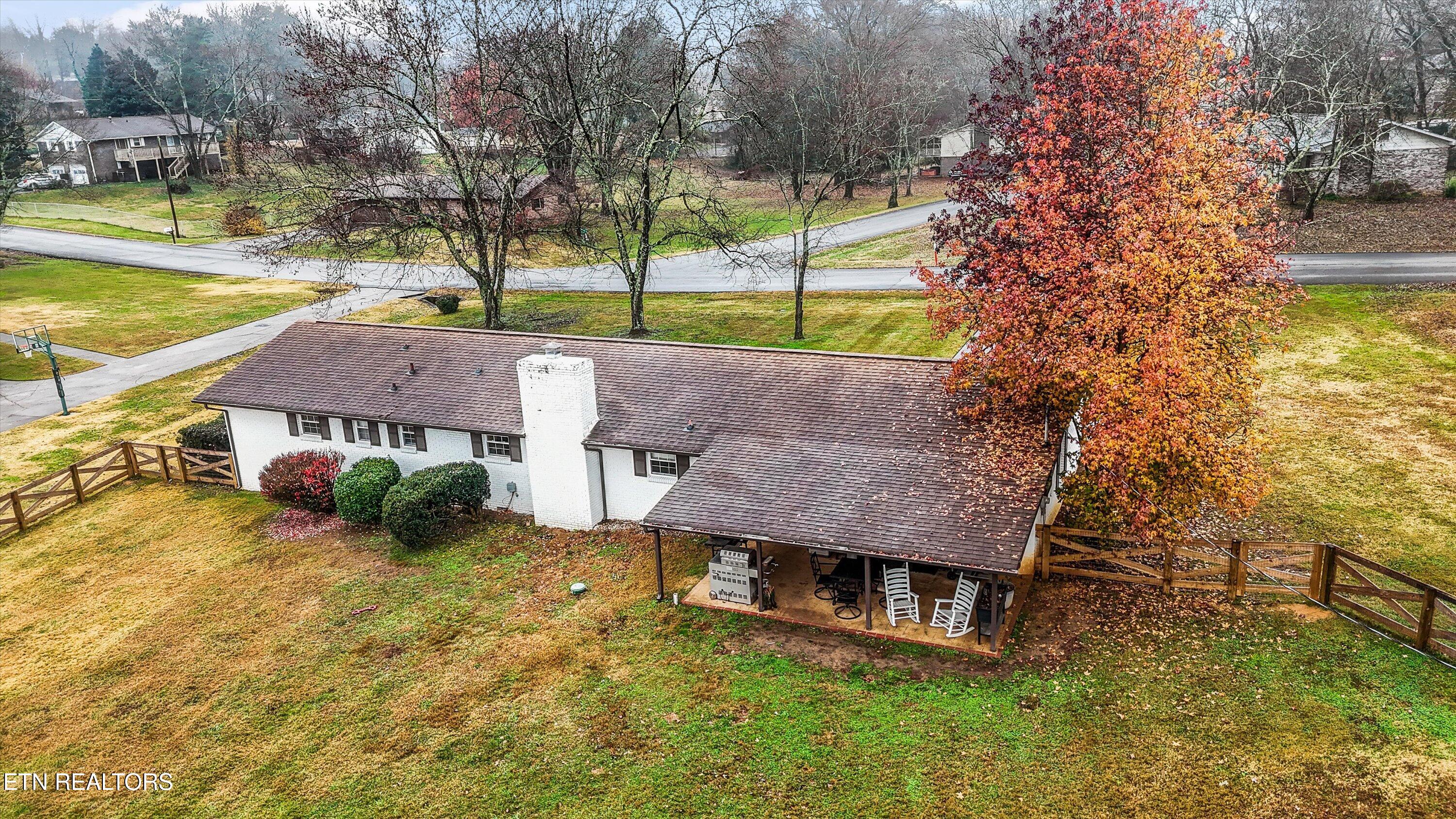 4516 Green Castle Road Louisville TN 37777