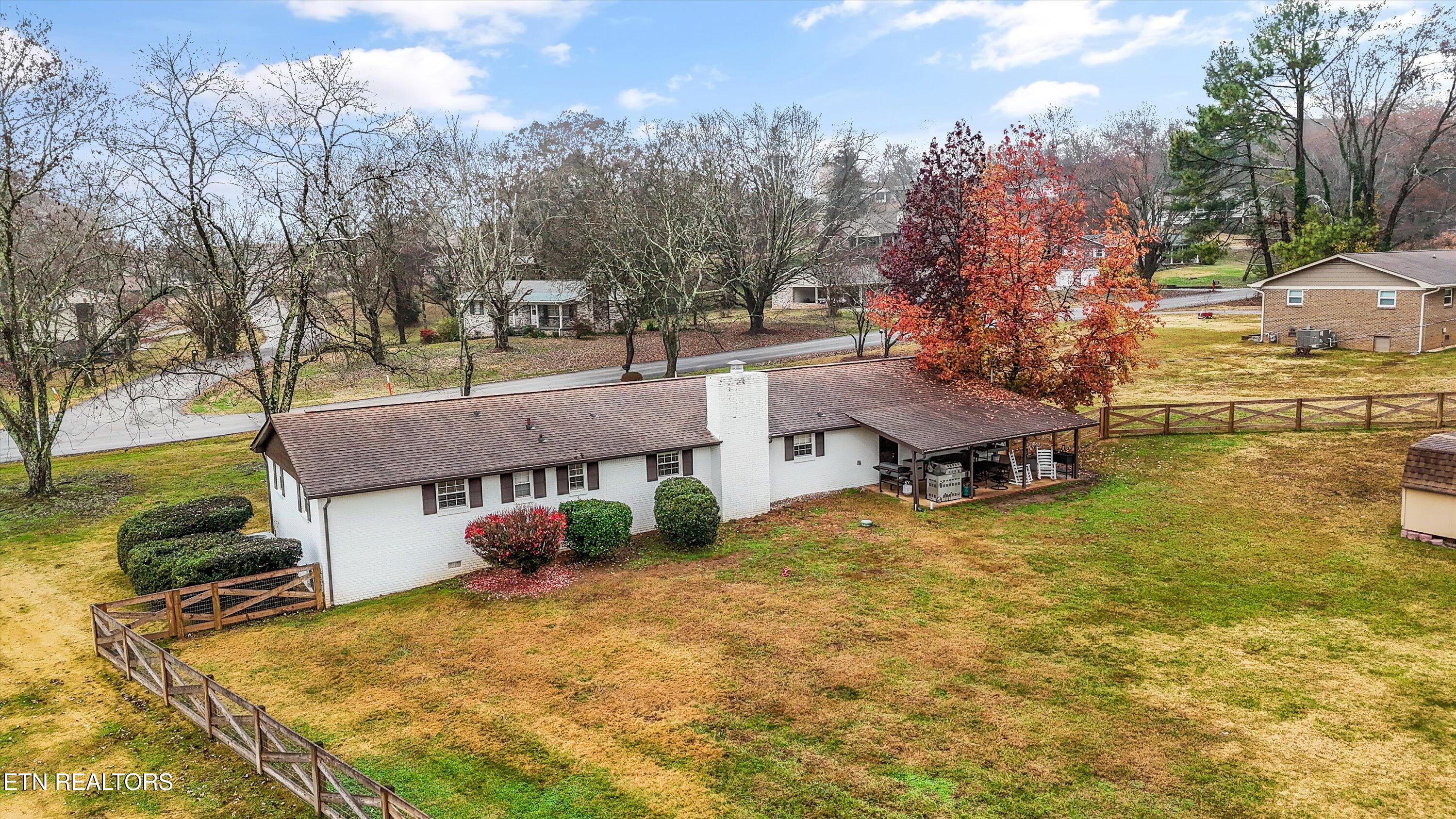4516 Green Castle Road Louisville TN 37777