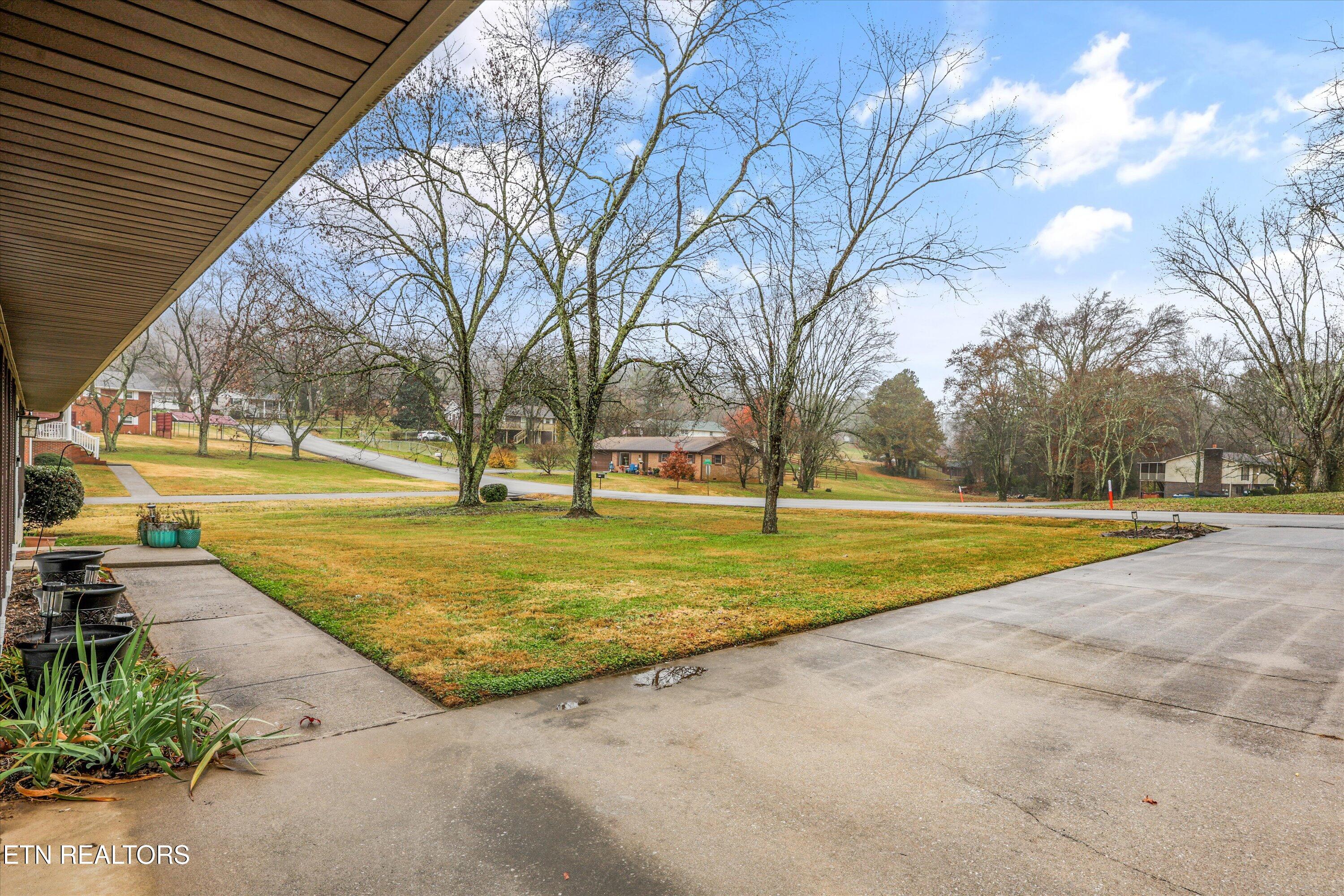 4516 Green Castle Road Louisville TN 37777